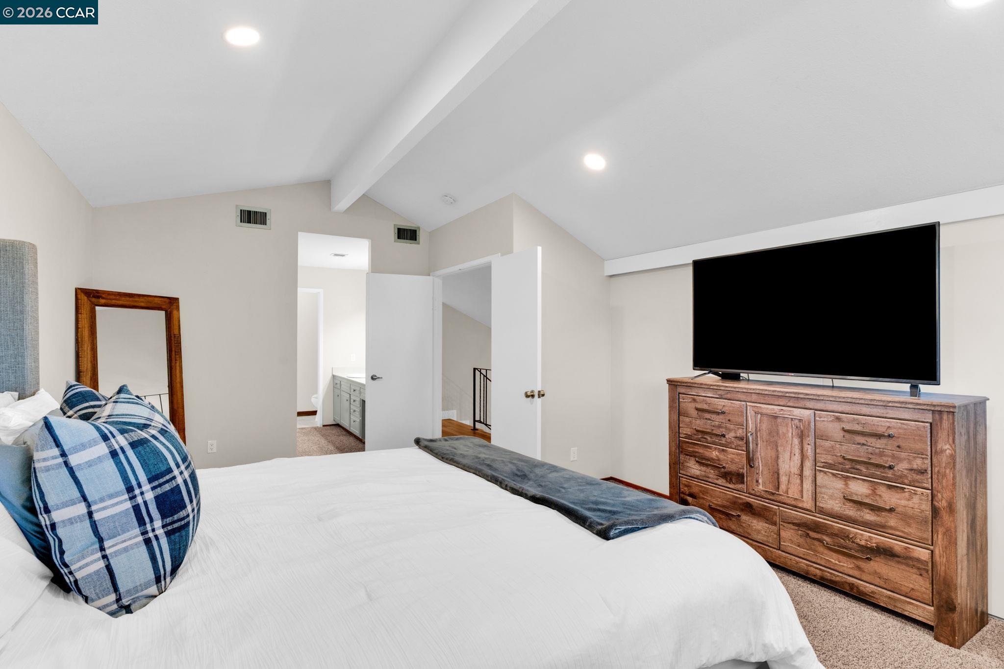 327 Mt Washington Way