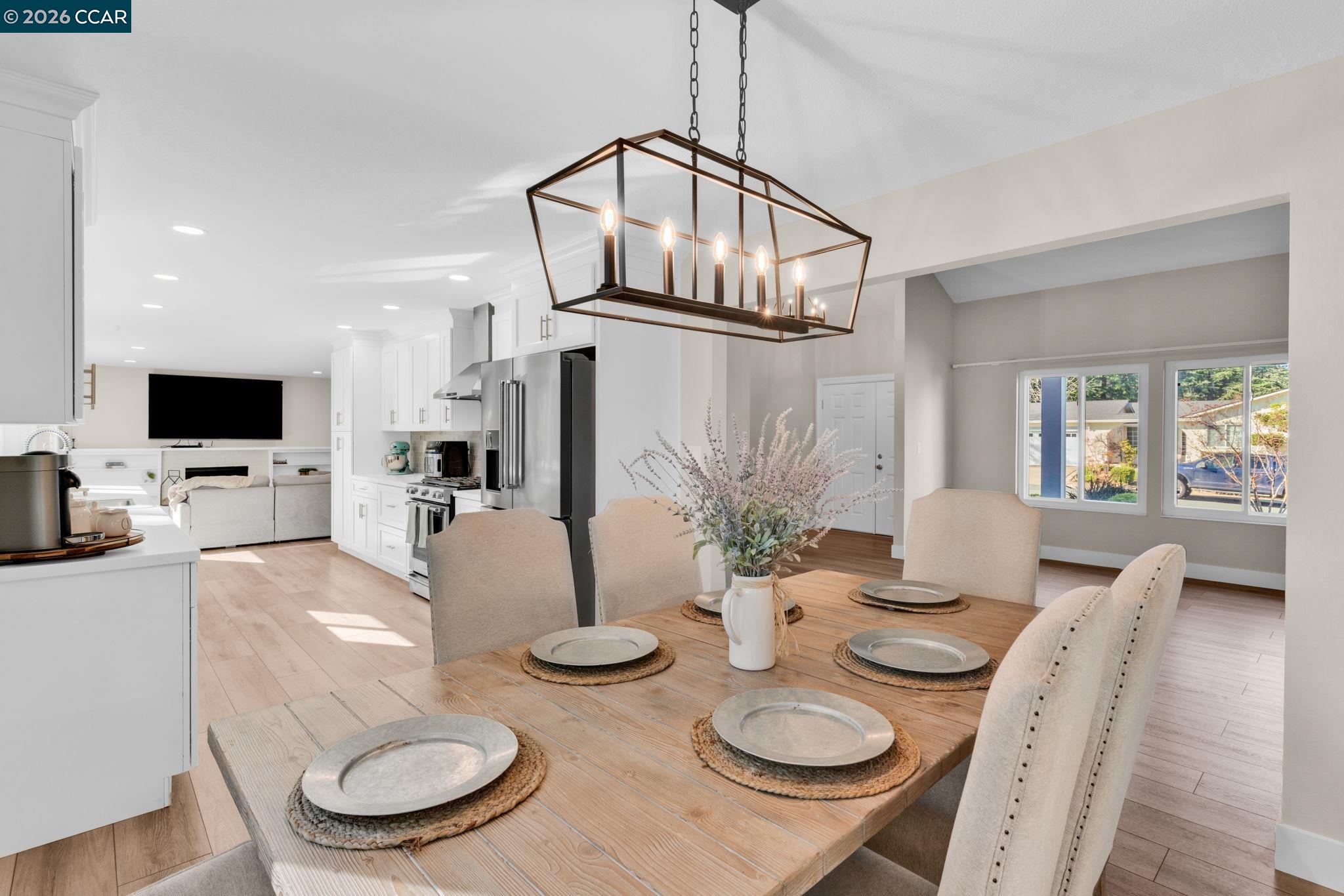 327 Mt Washington Way