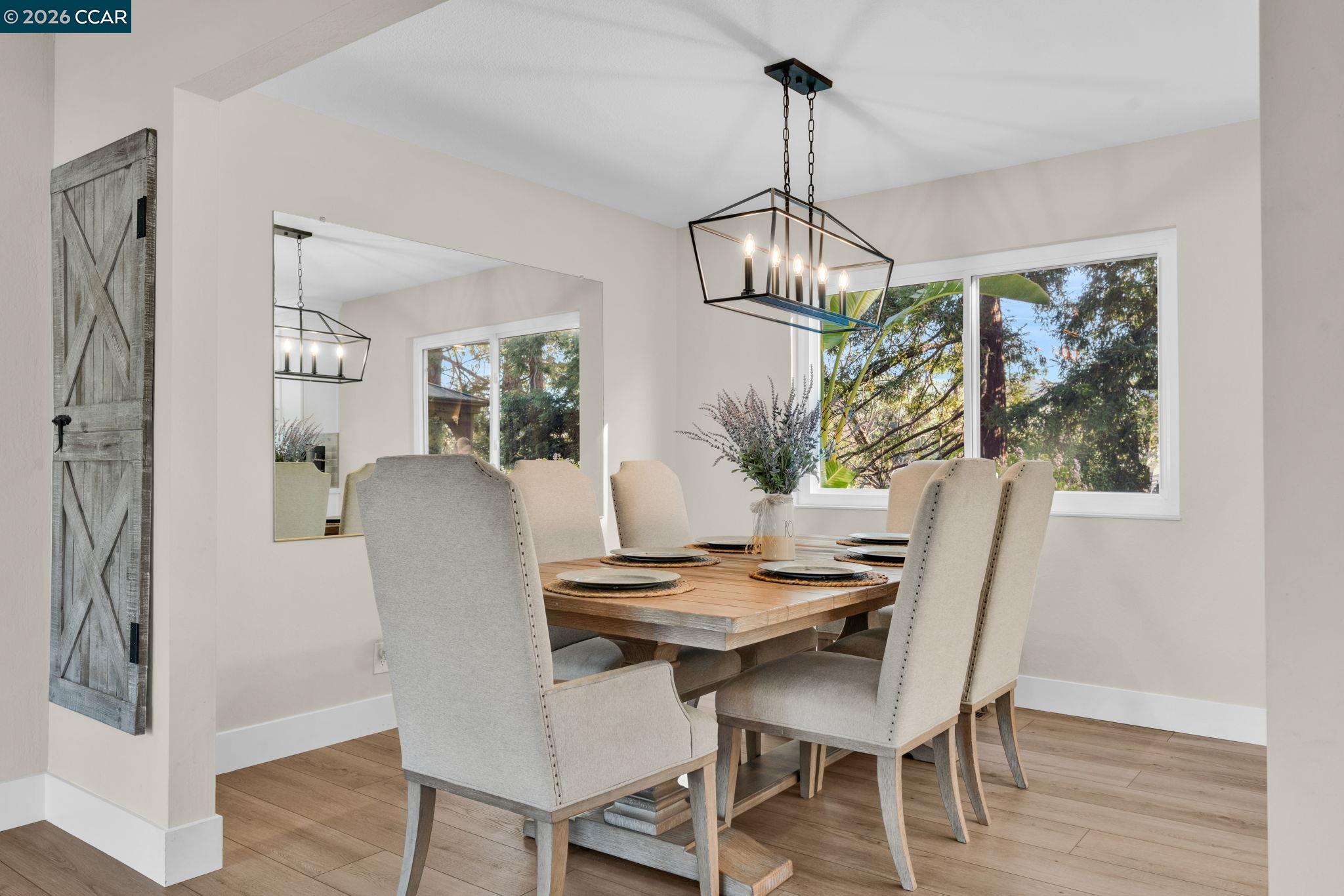 327 Mt Washington Way