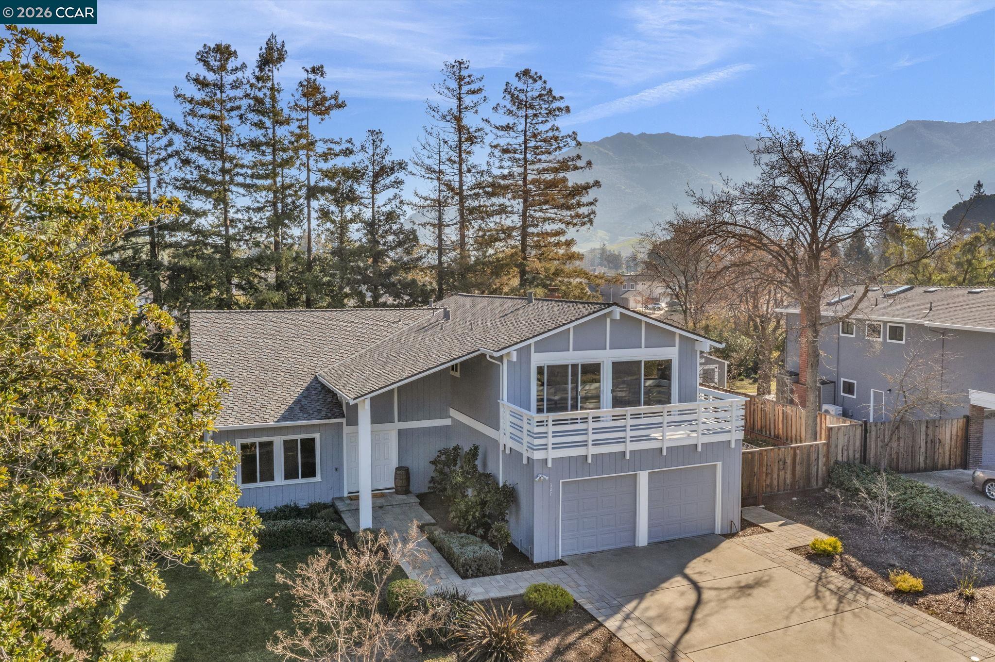 327 Mt Washington Way