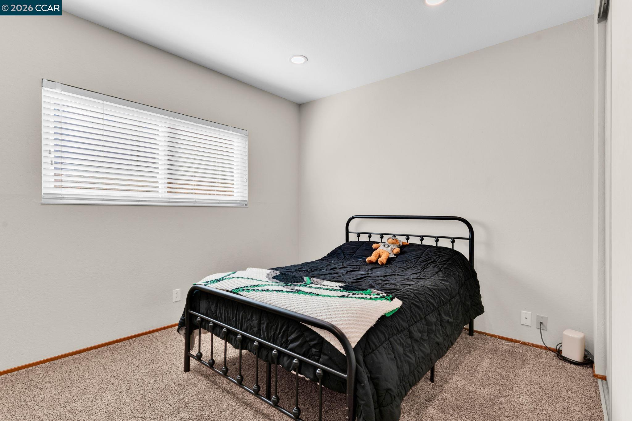 327 Mt Washington Way