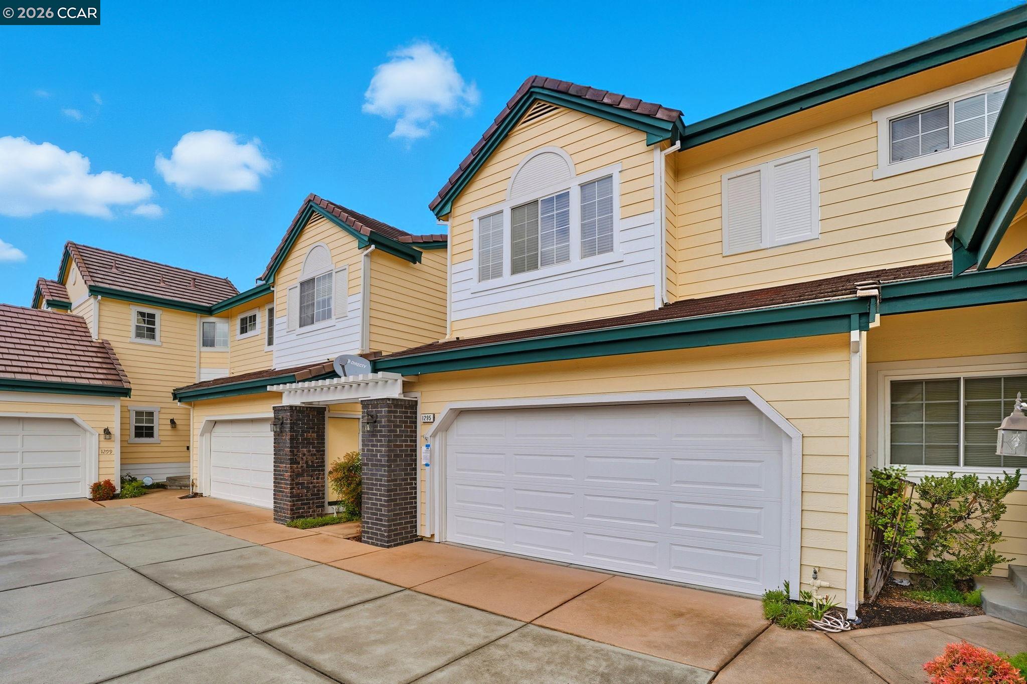 1295 Shell Cir