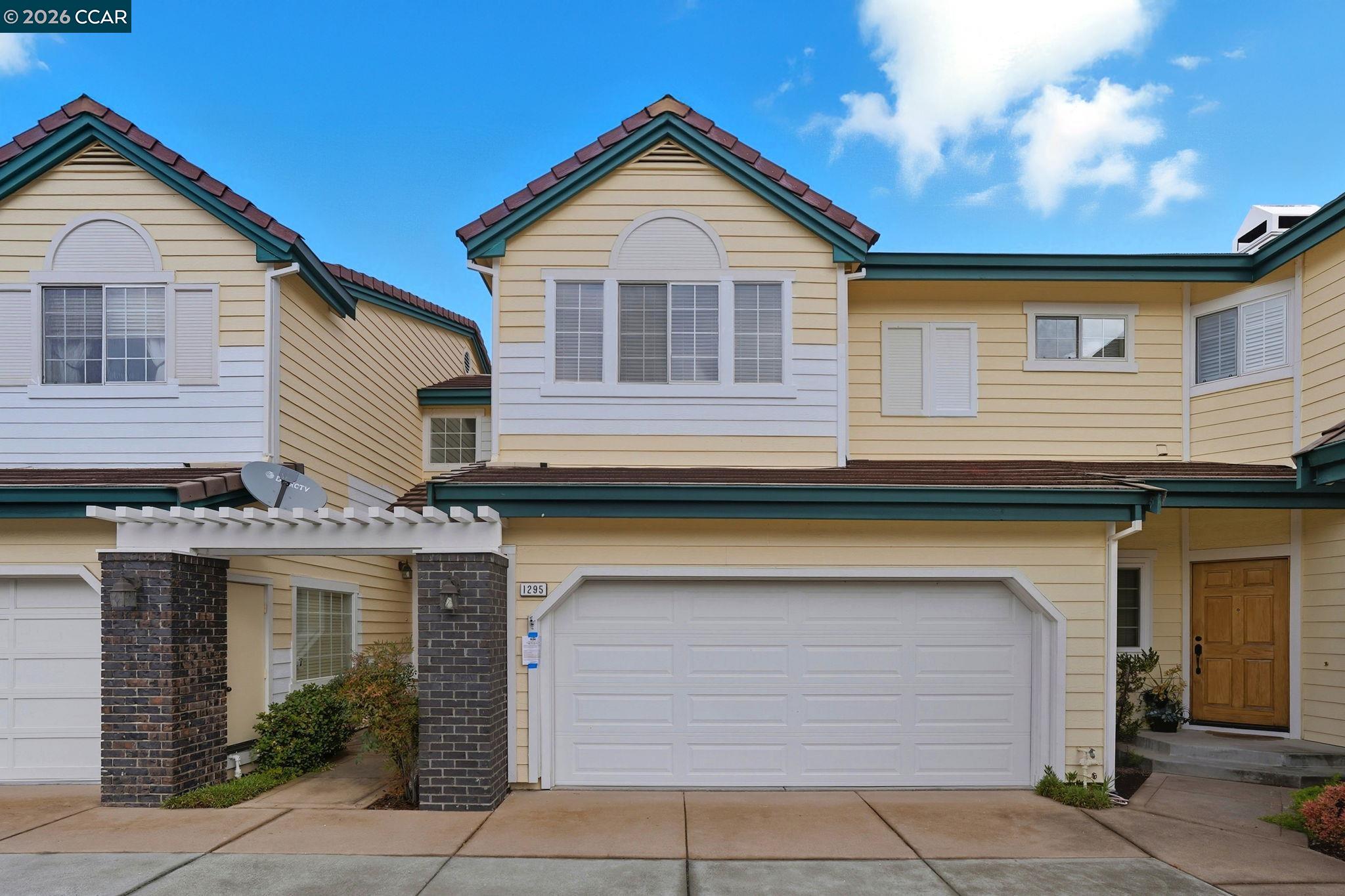 1295 Shell Cir