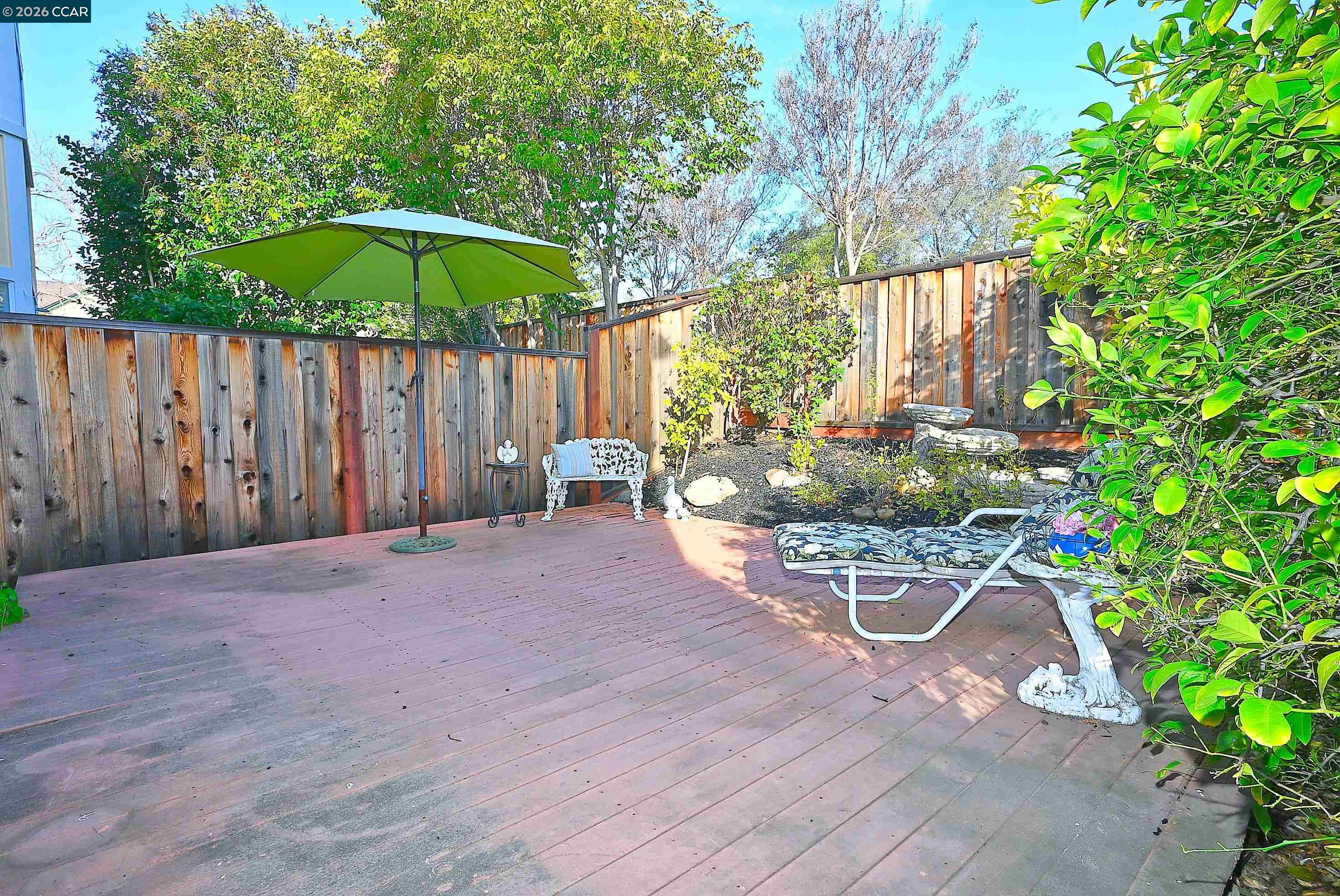 1295 Shell Cir