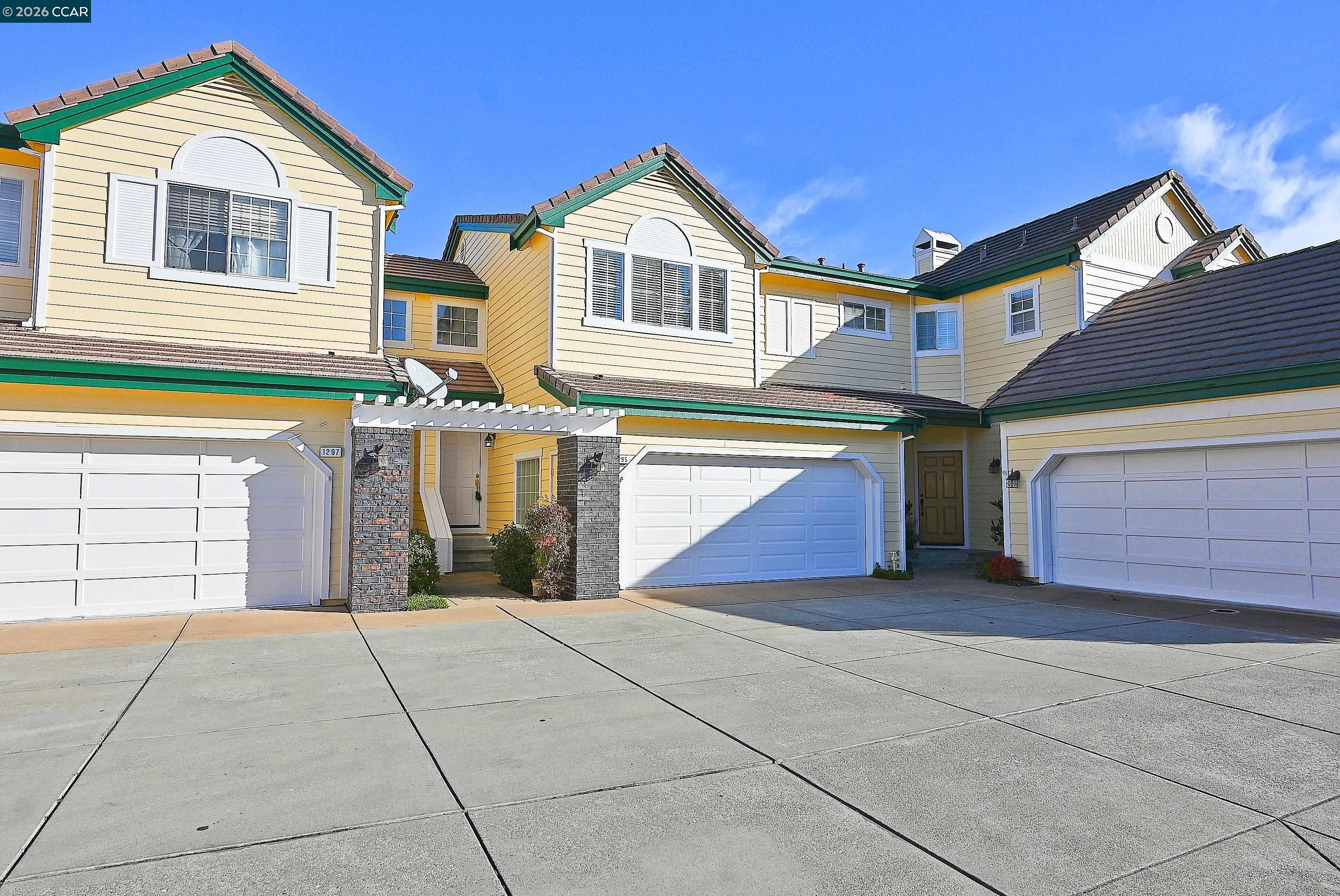 1295 Shell Cir