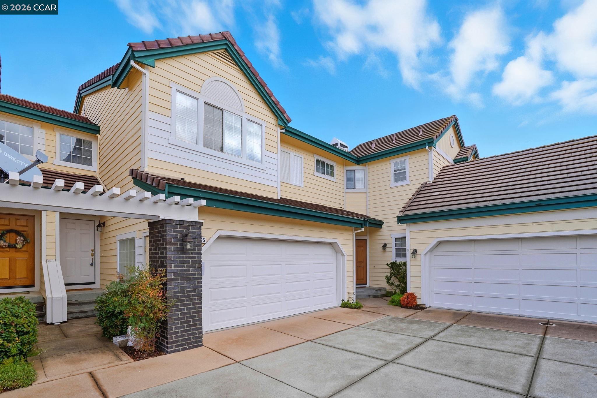 1295 Shell Cir