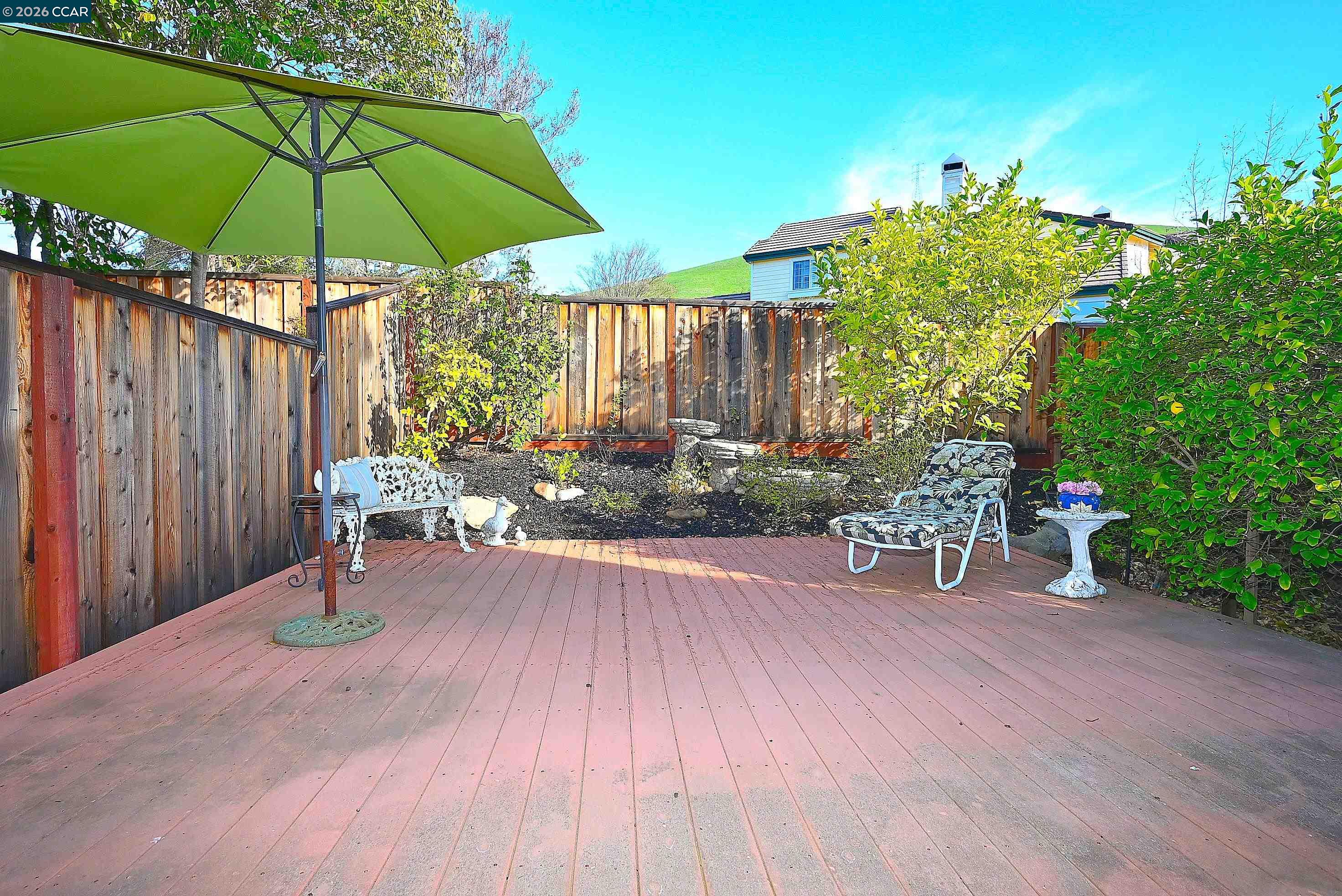 1295 Shell Cir