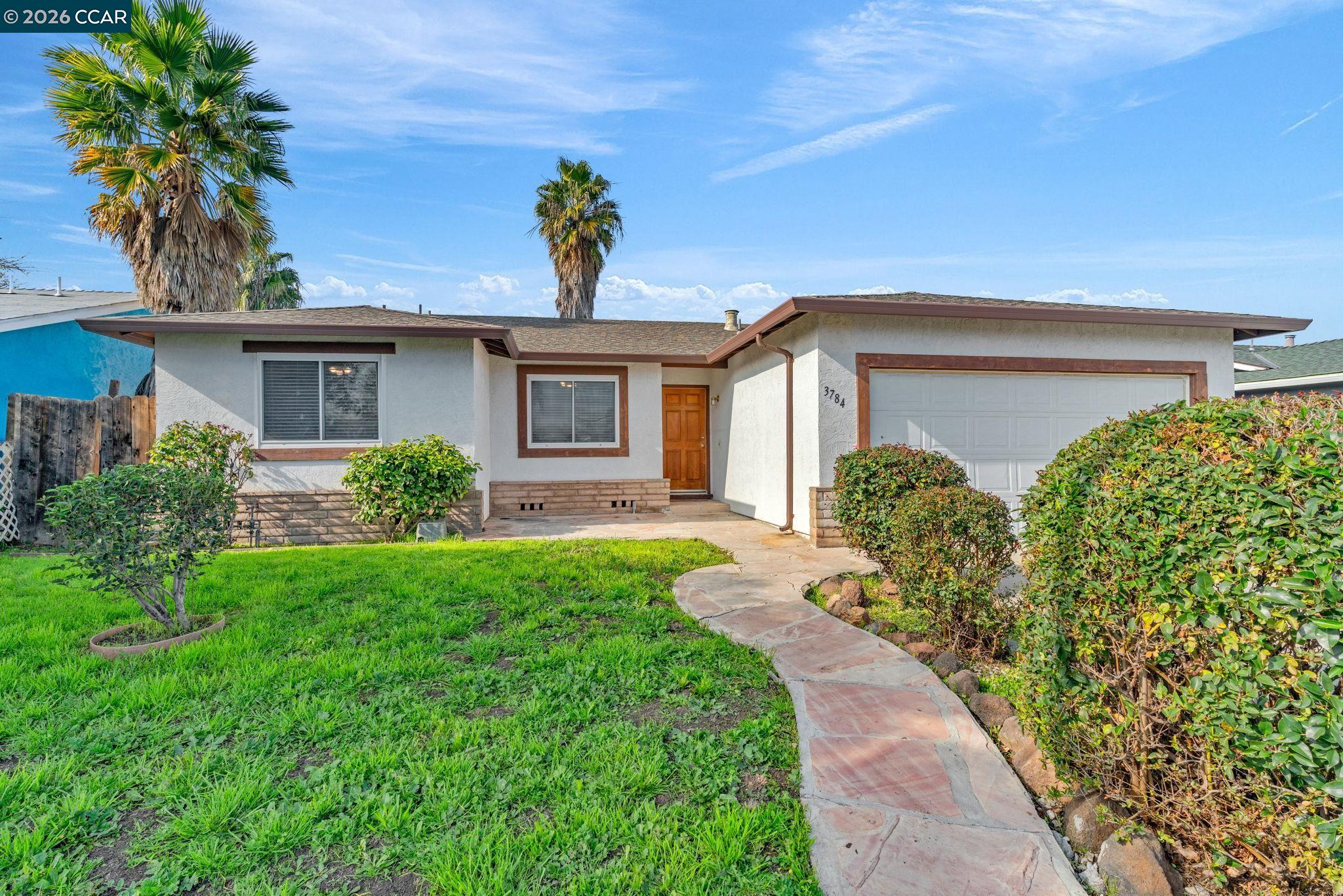 3784 Briarcliff Dr