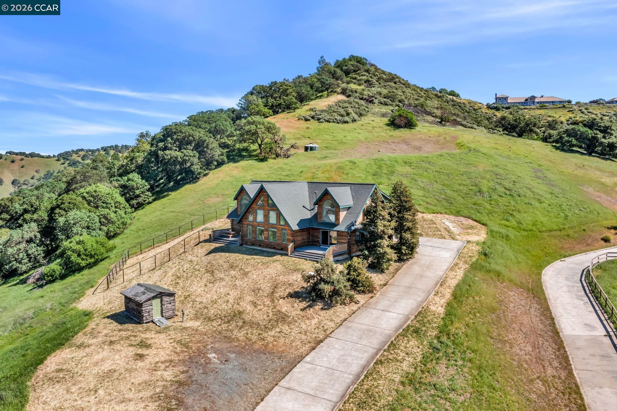 530 Leon Way