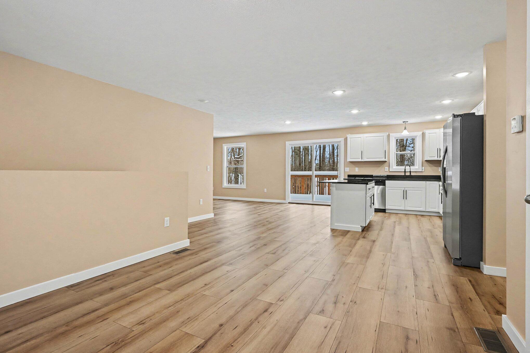 5882 Mullen Ridge Drive