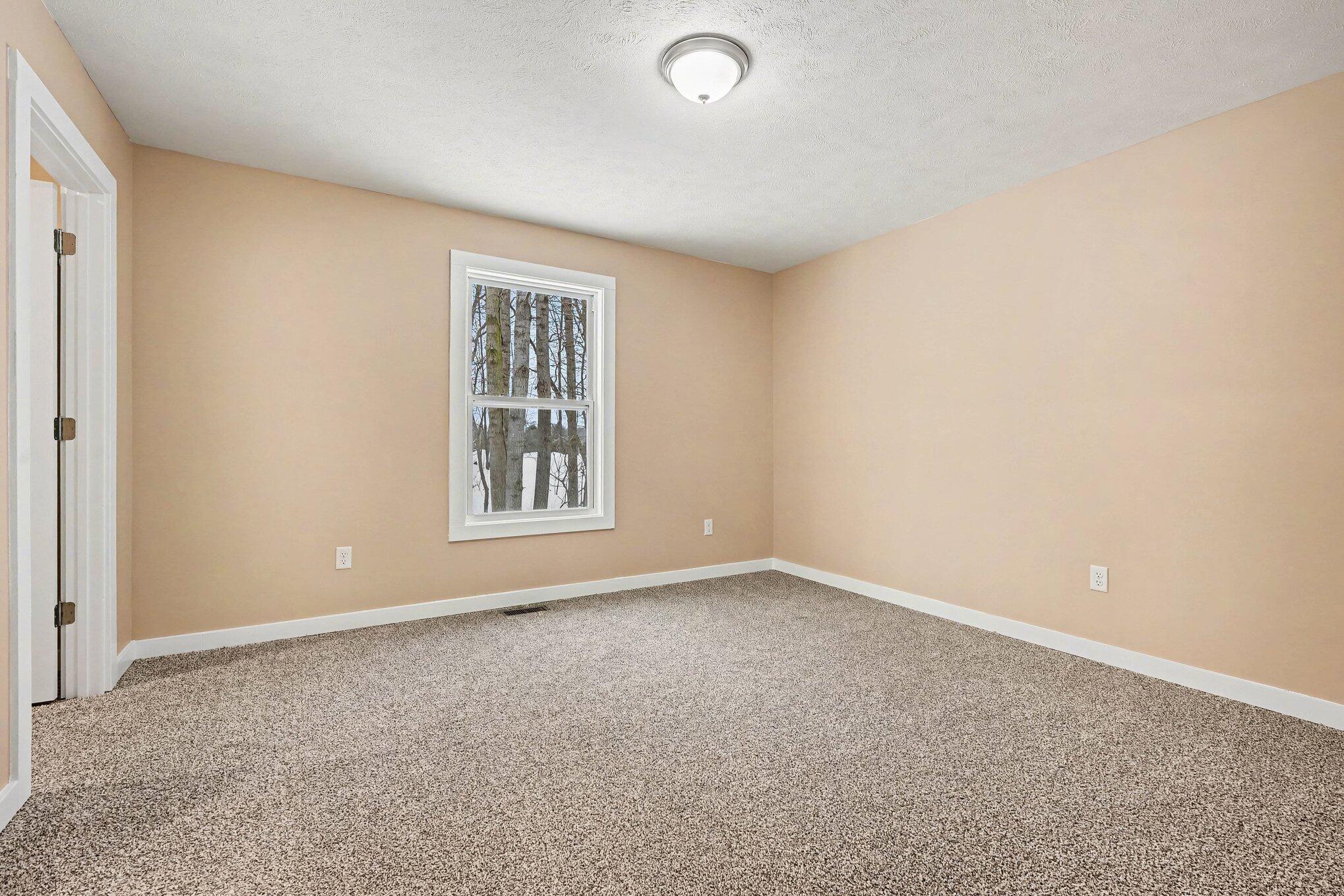 5882 Mullen Ridge Drive