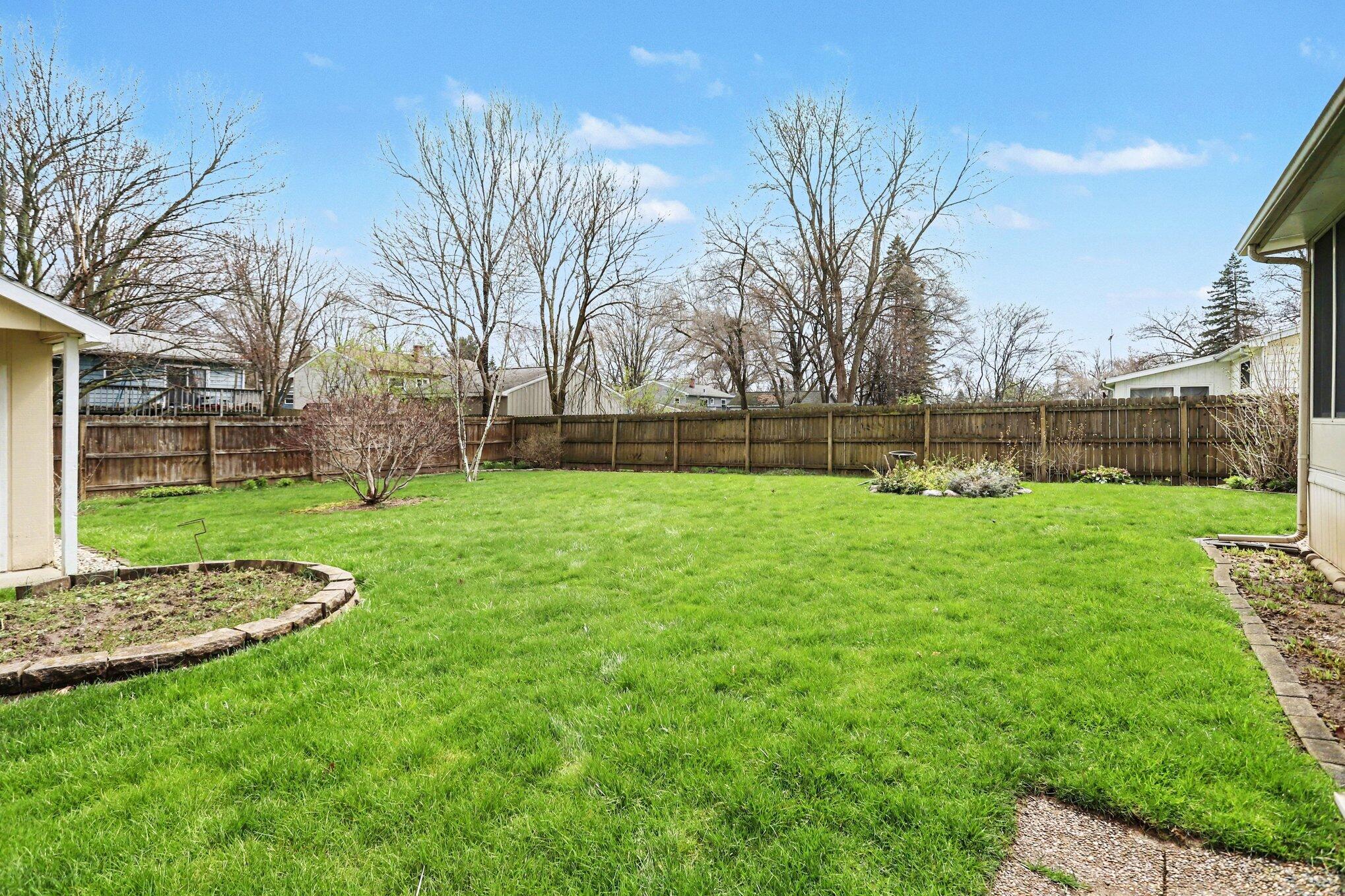 5551 S Sprinkle Road