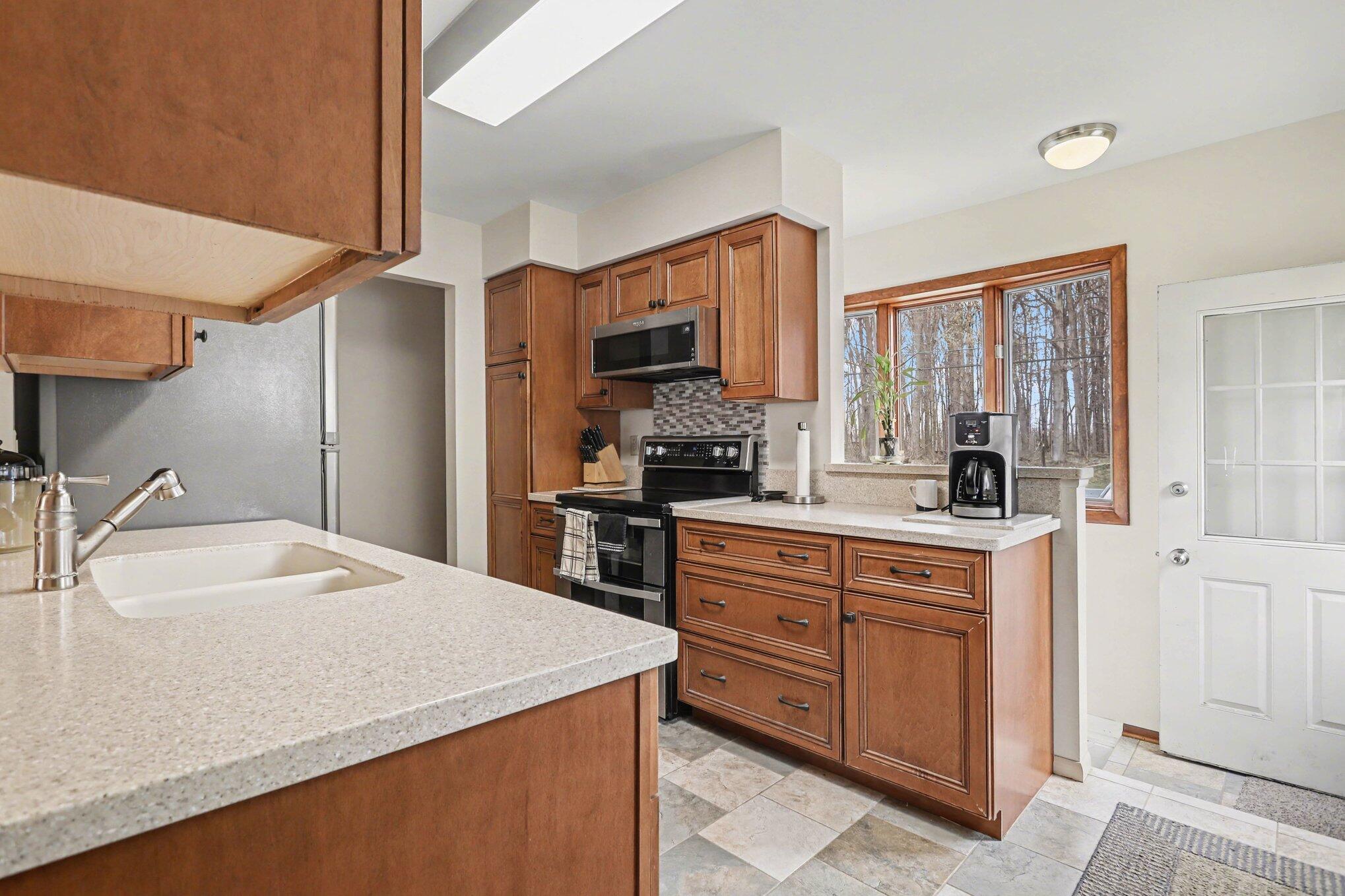 5551 S Sprinkle Road