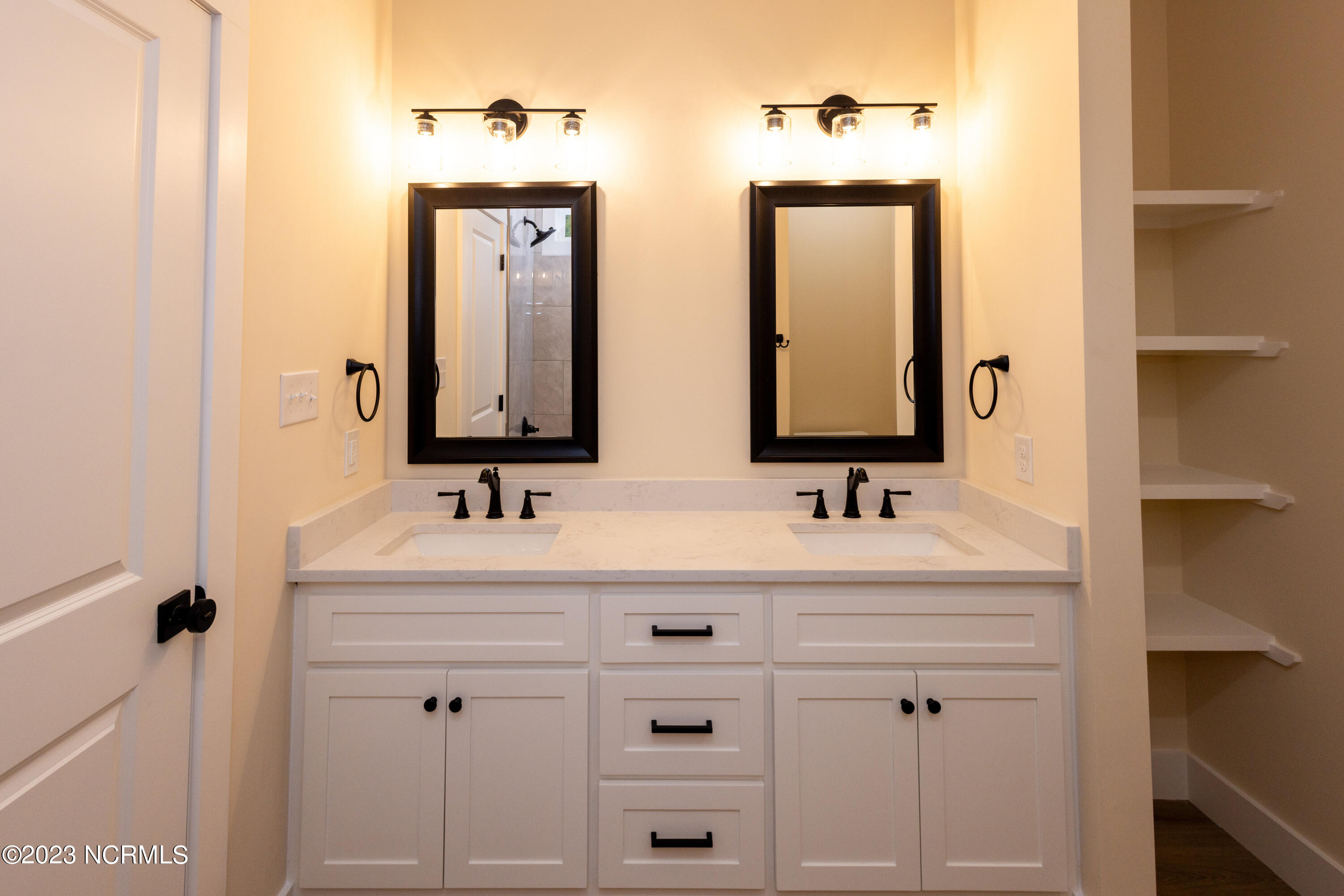 2812 Ridgecrest Drive