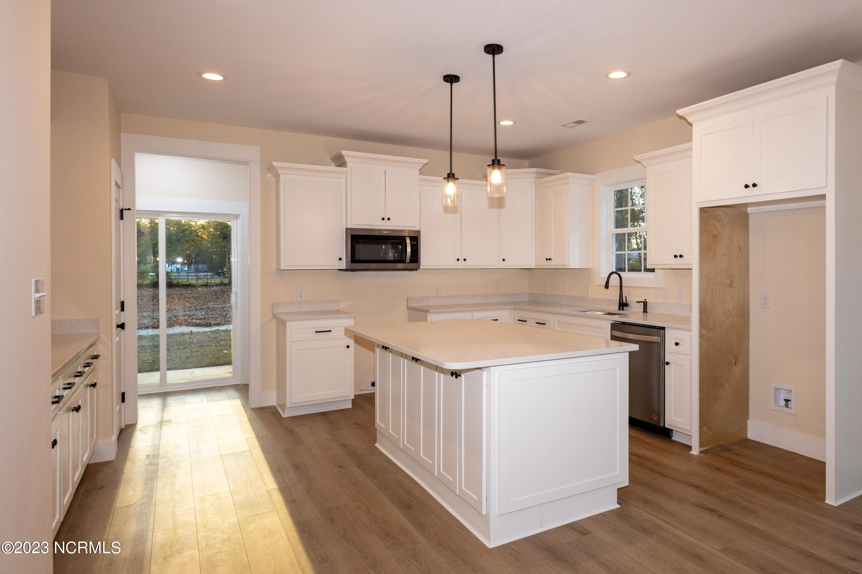 2812 Ridgecrest Drive