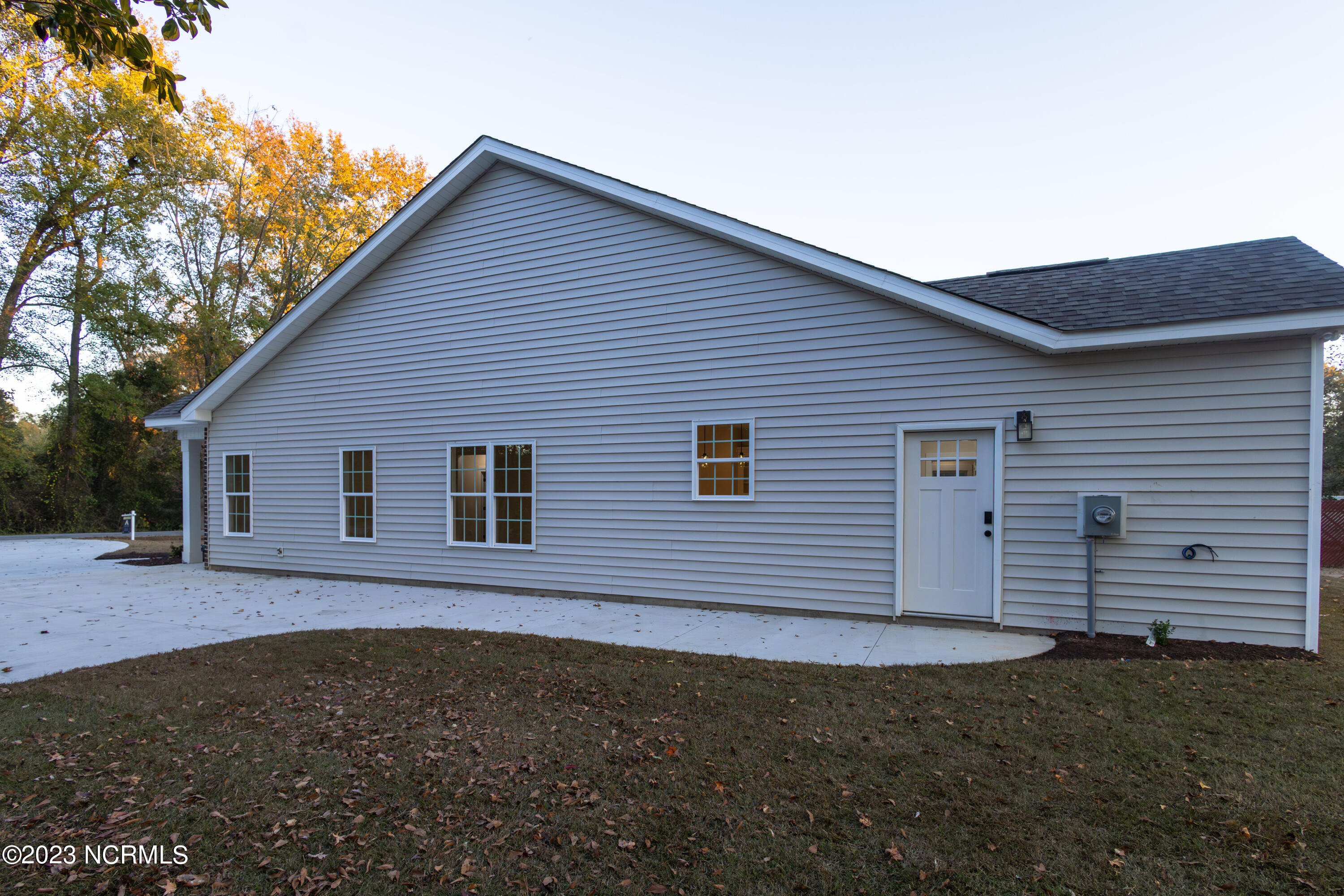 2812 Ridgecrest Drive