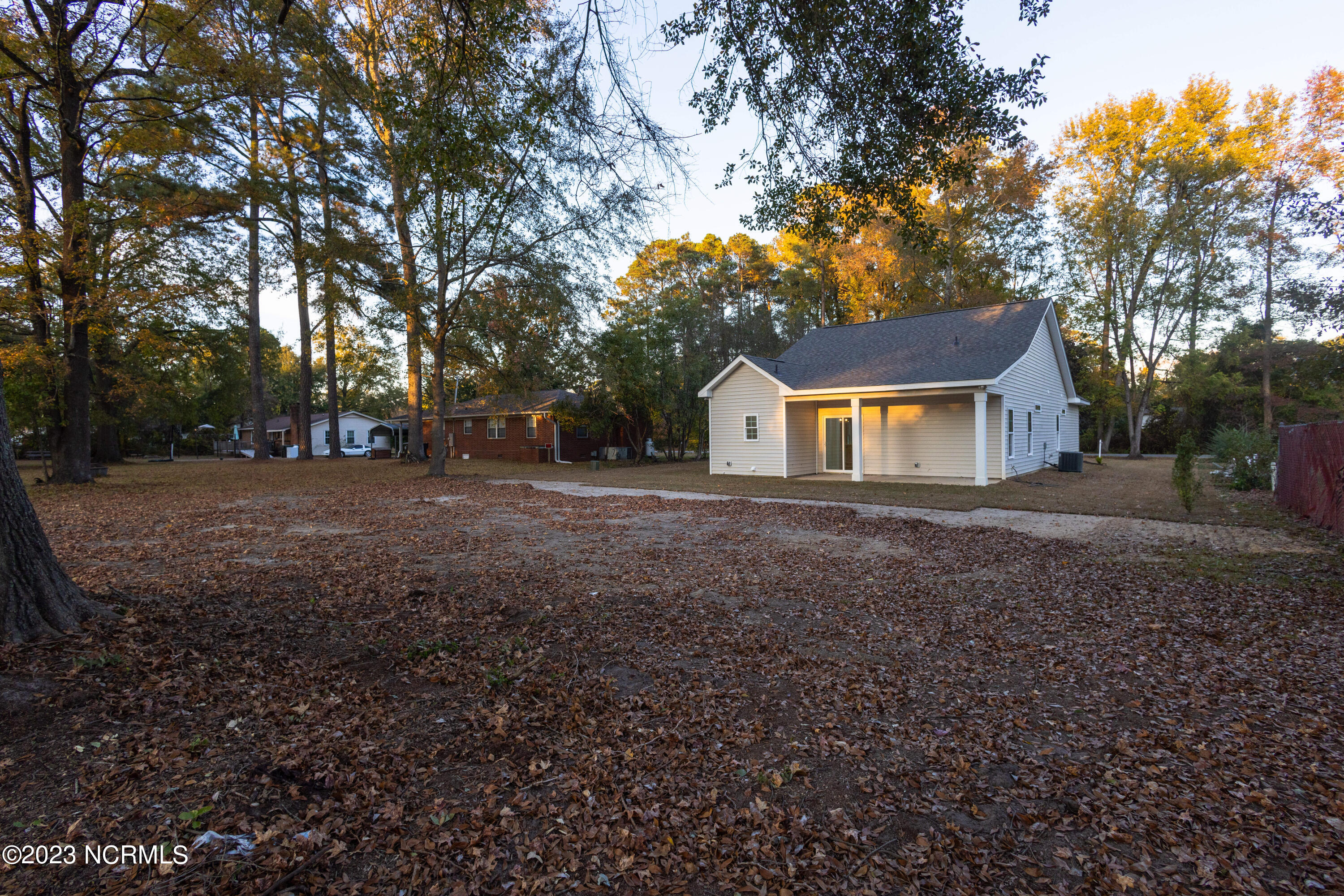 2812 Ridgecrest Drive