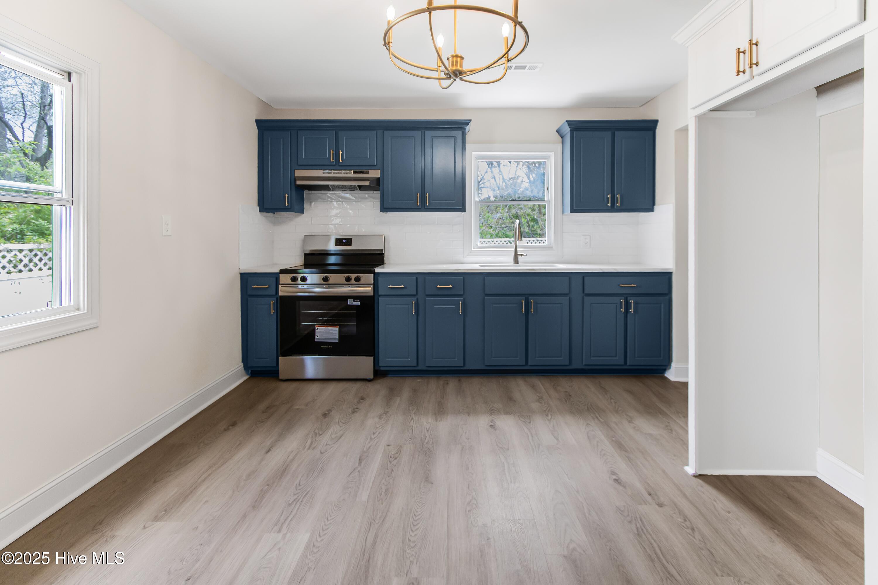 3623 S Walnut Street