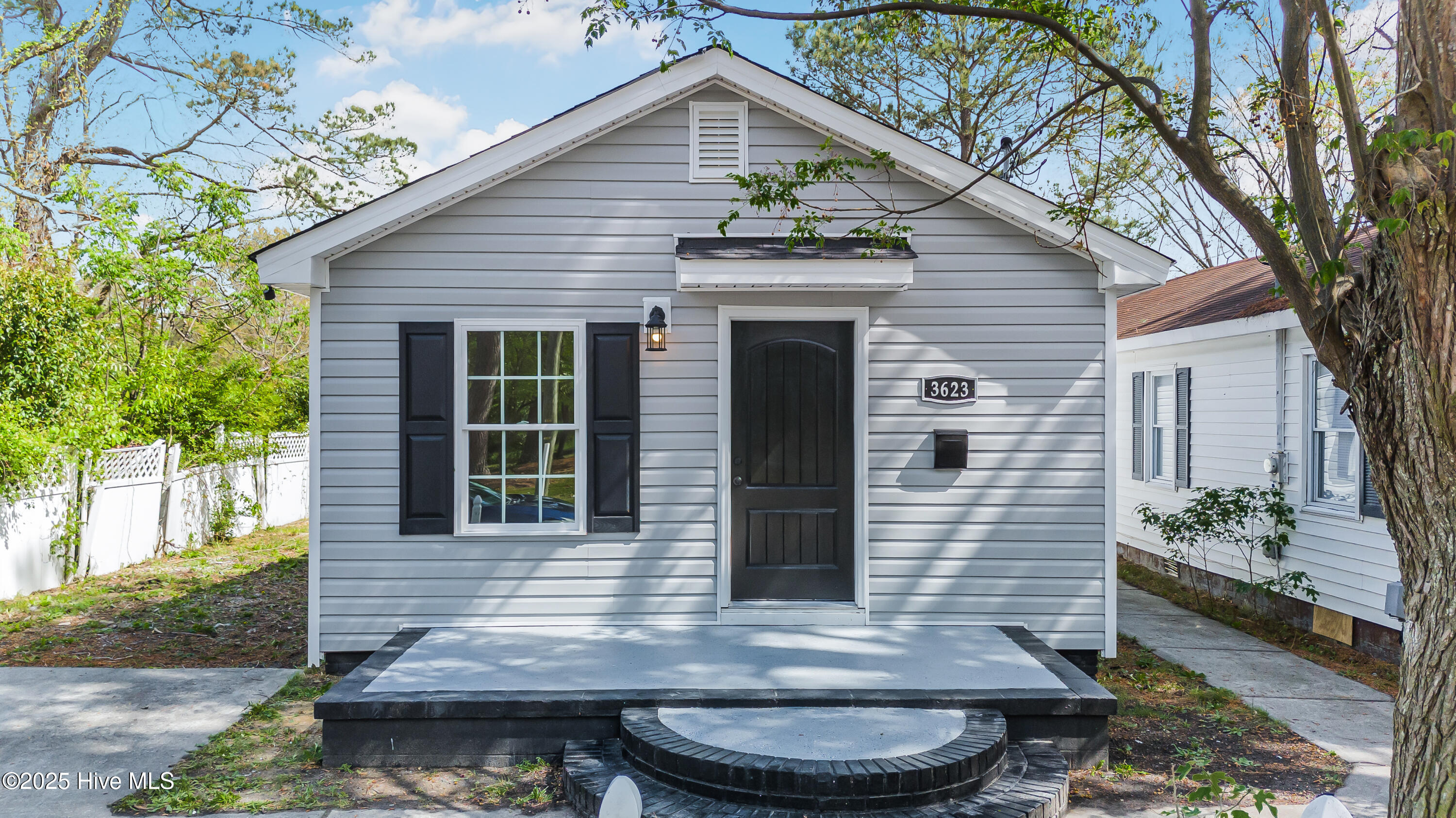 3623 S Walnut Street