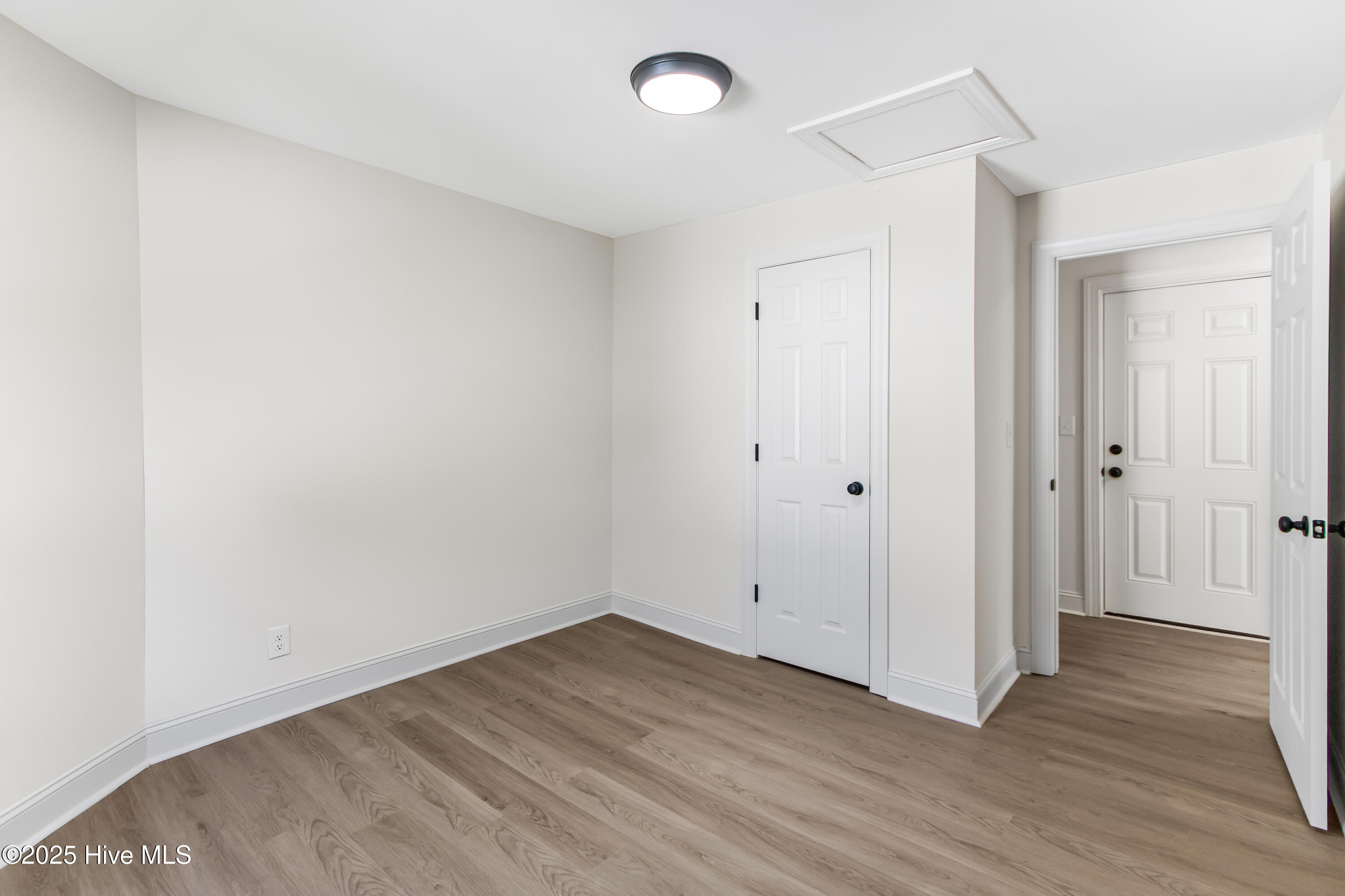 3623 S Walnut Street