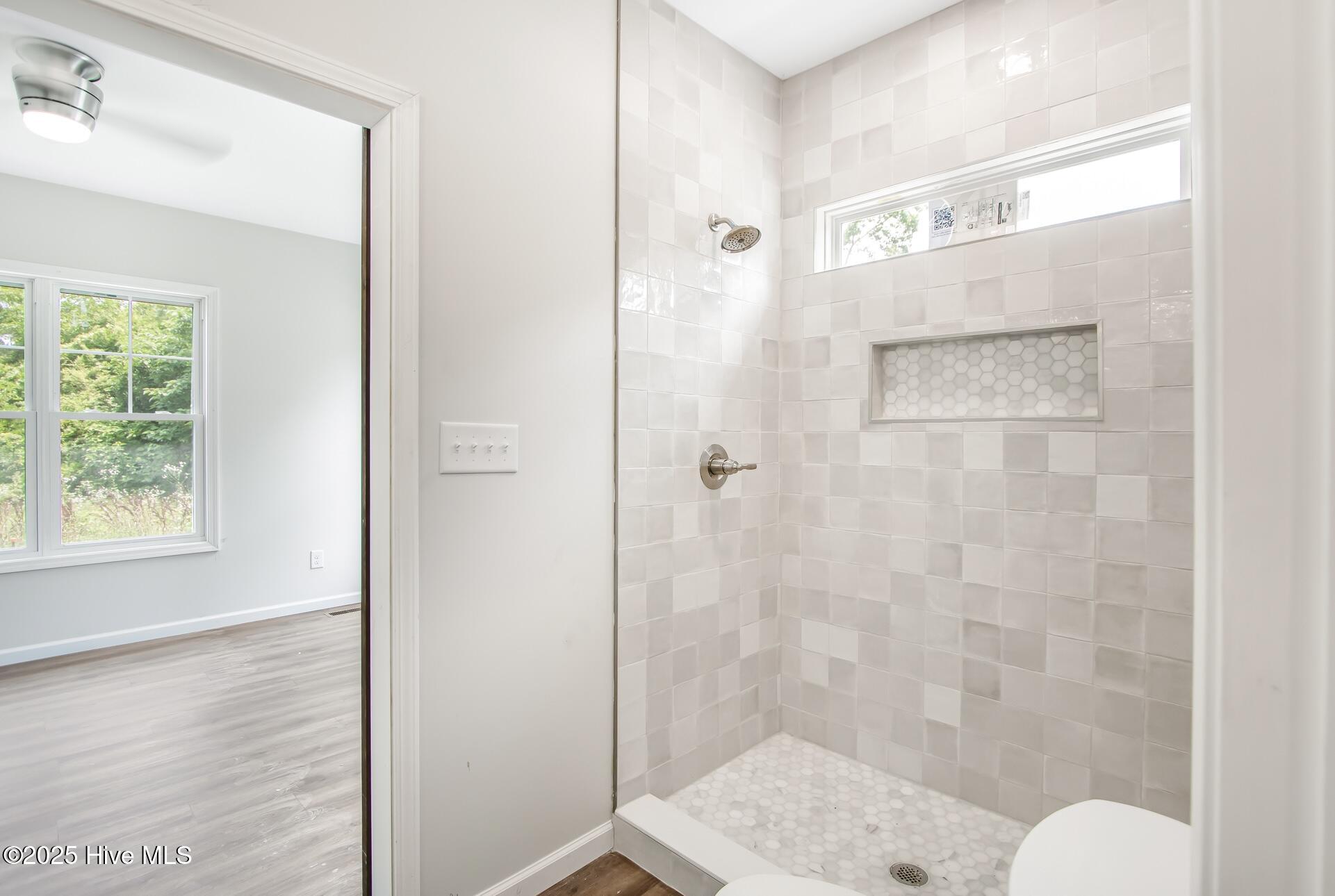 401 Singletary St Street SE