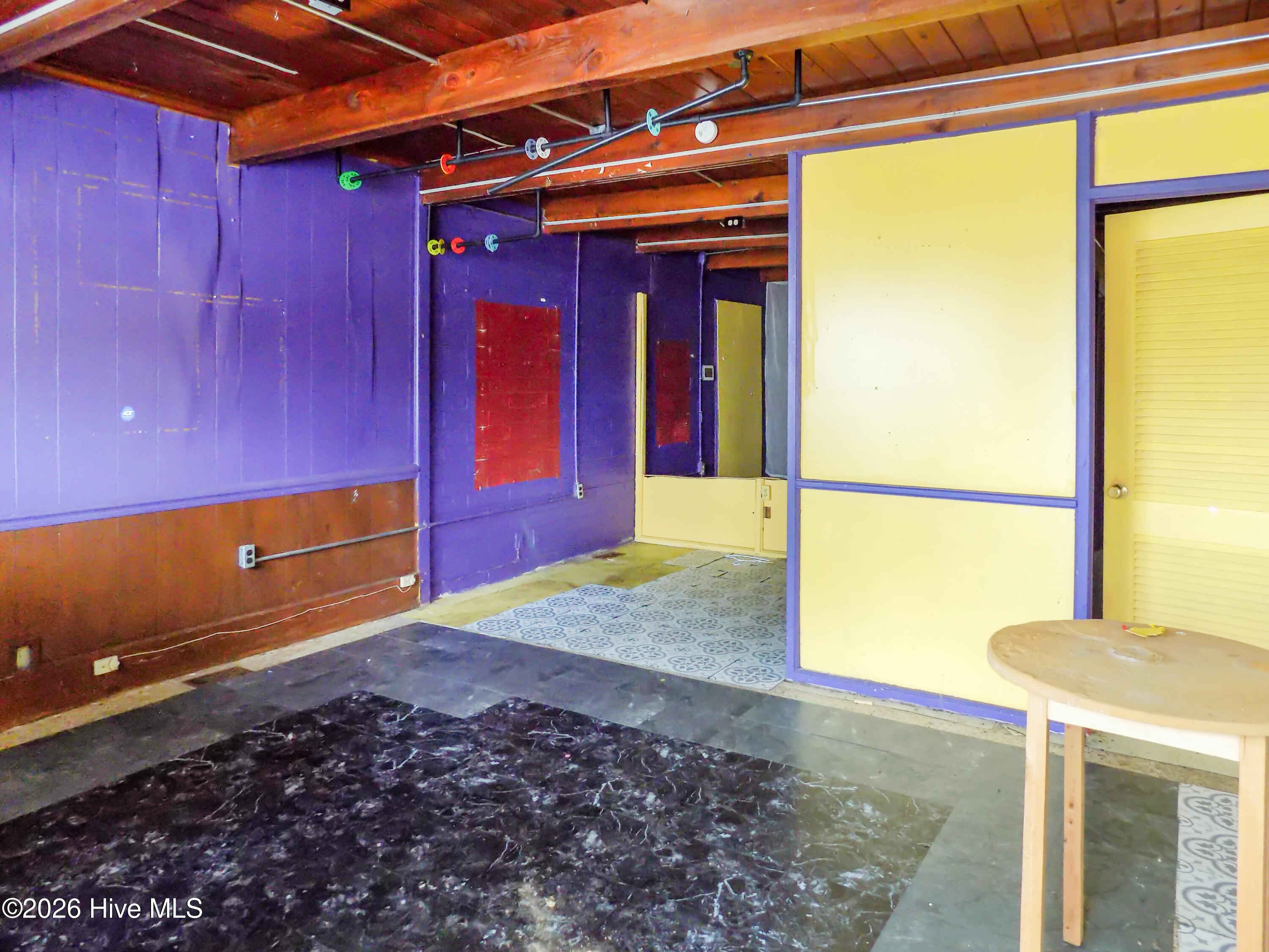 215 W Bassett Street