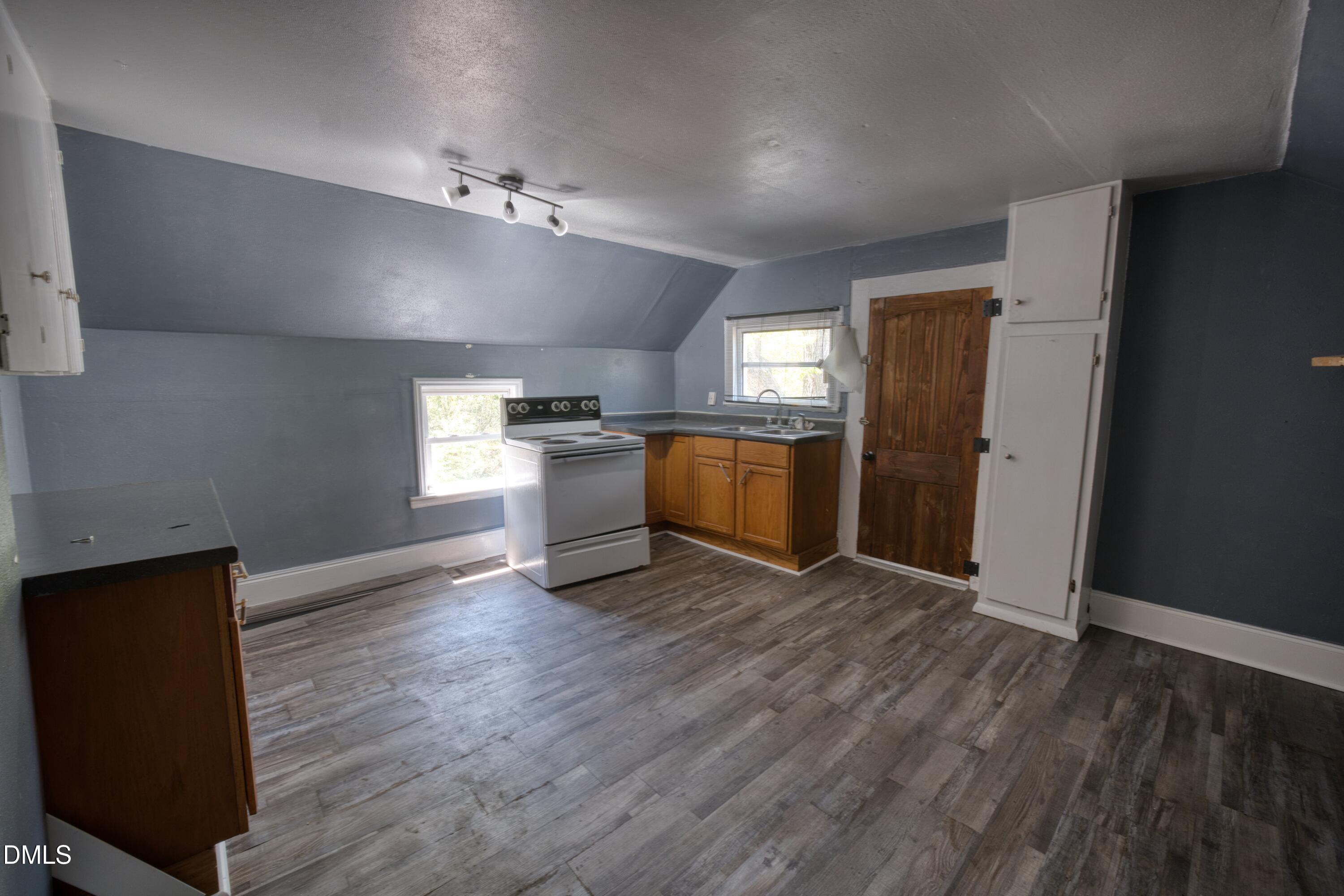 1004 Eagle Rock Road