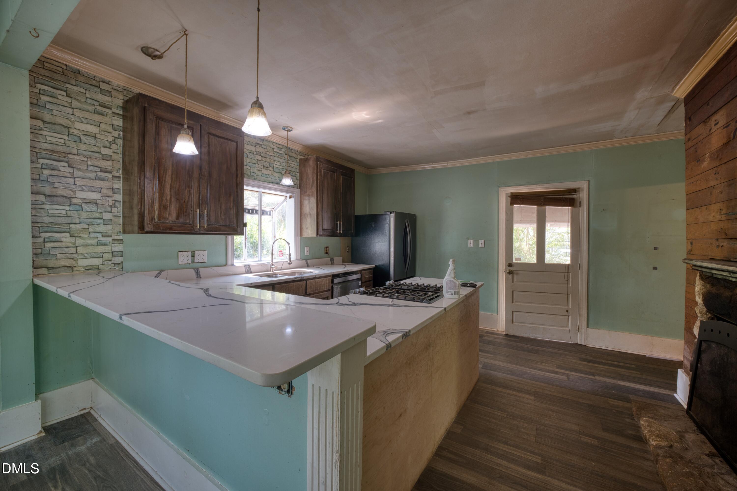 1004 Eagle Rock Road