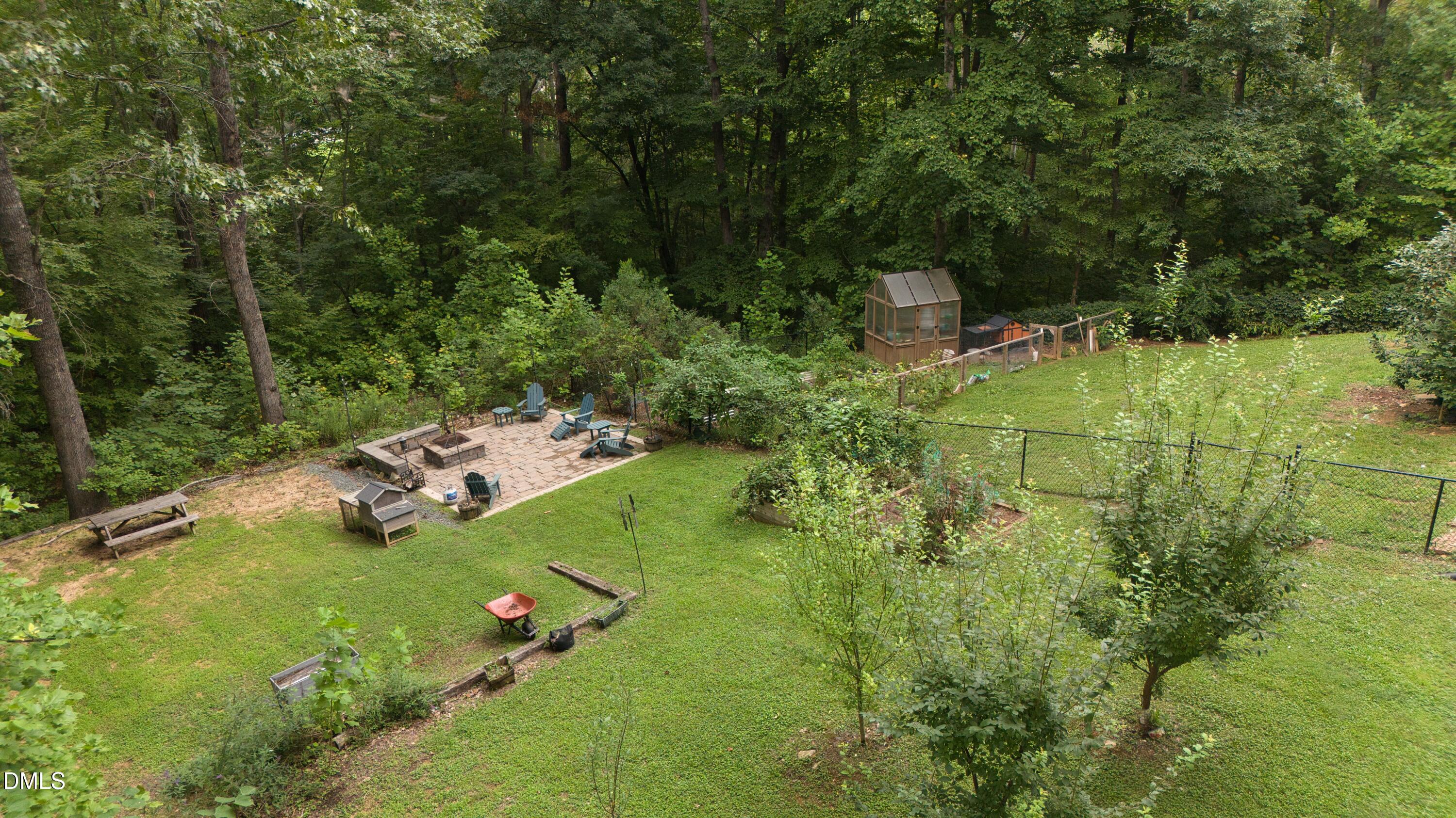 3910 Chucks Court