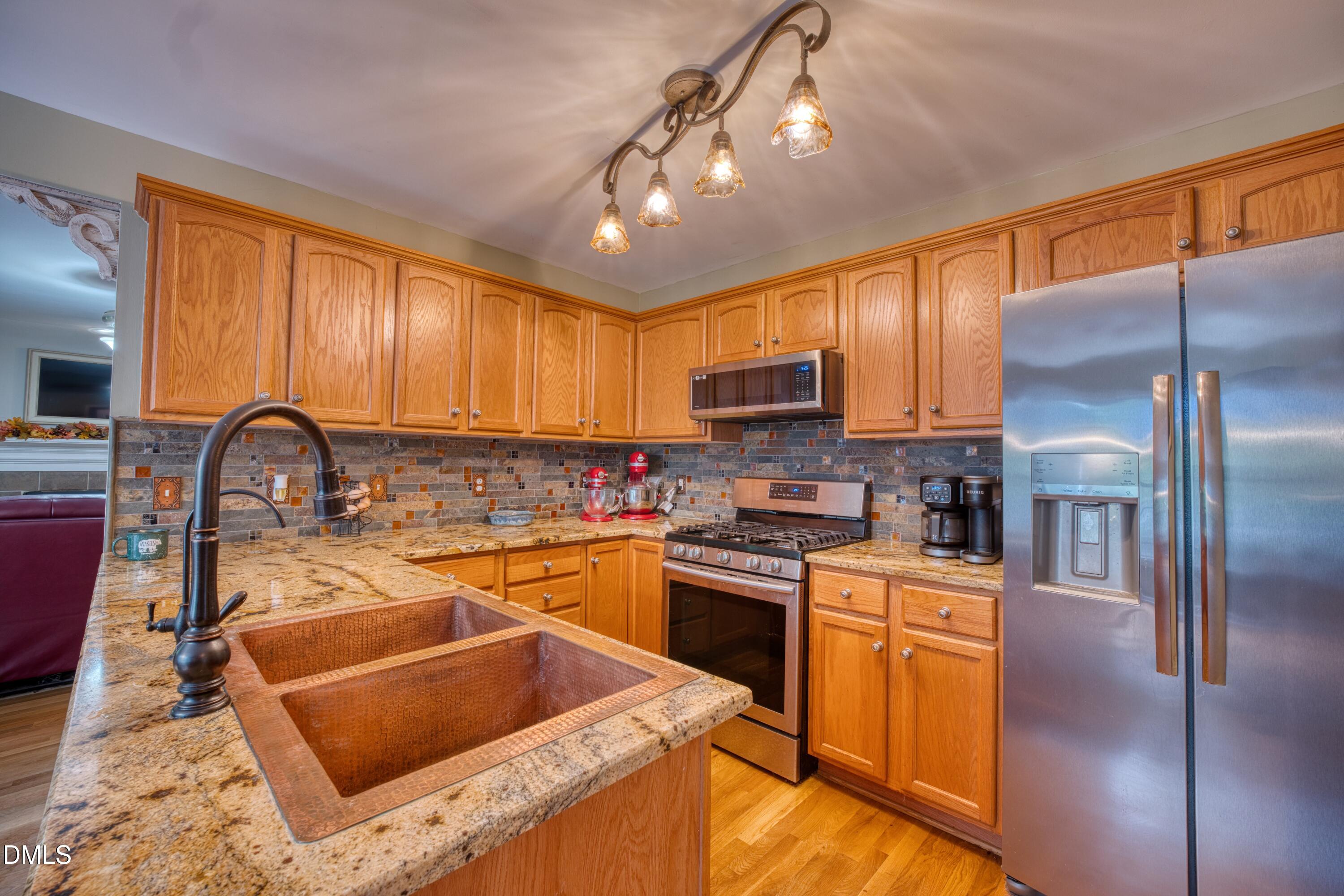 3910 Chucks Court
