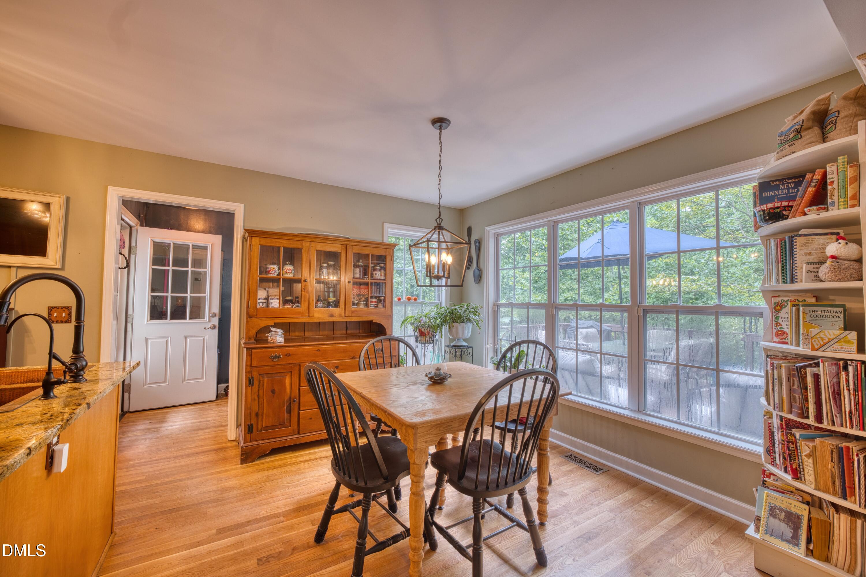 3910 Chucks Court