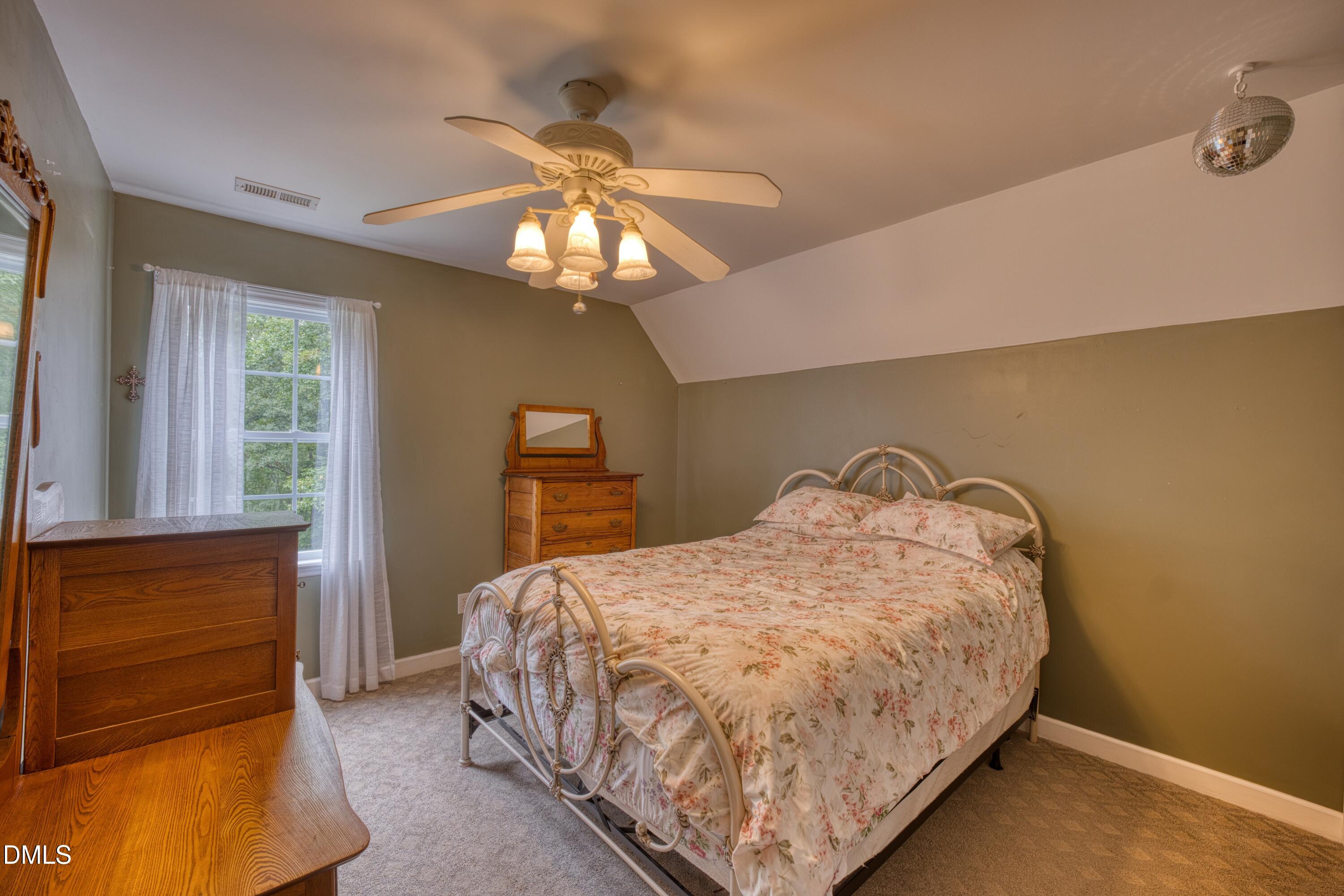 3910 Chucks Court