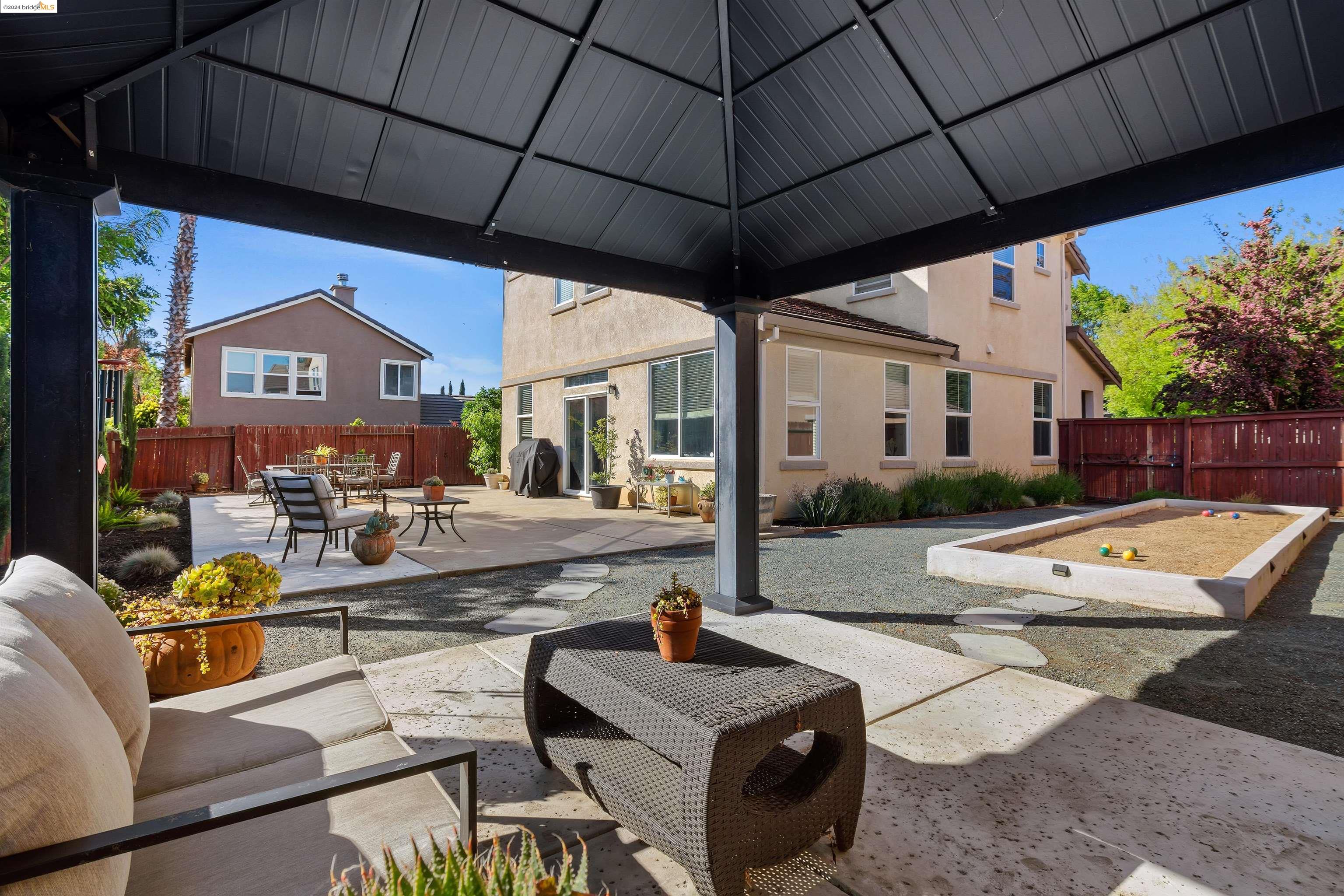 209 Wright Ct