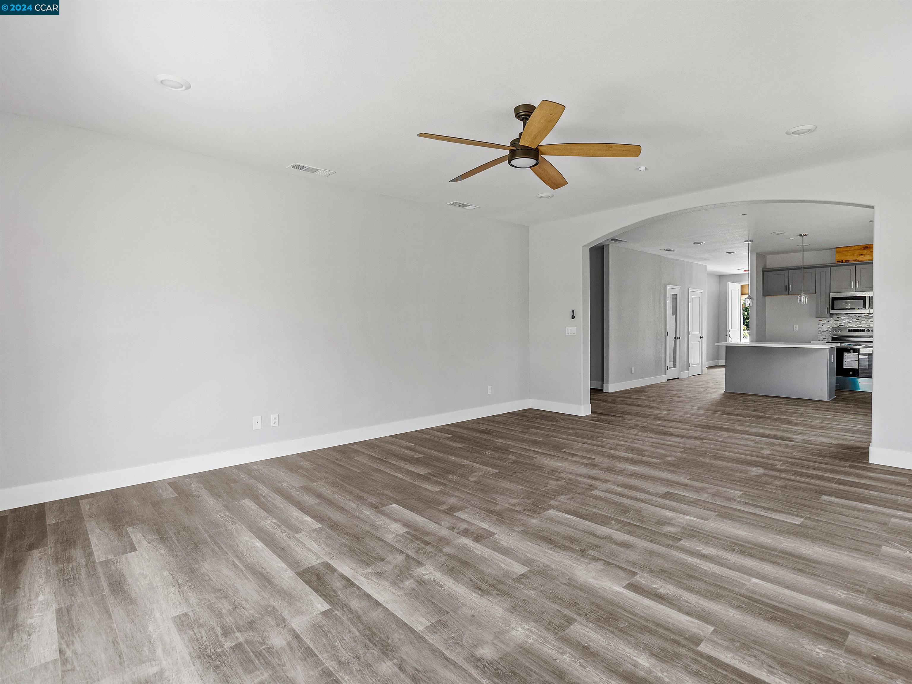 1151 Martinson Dr