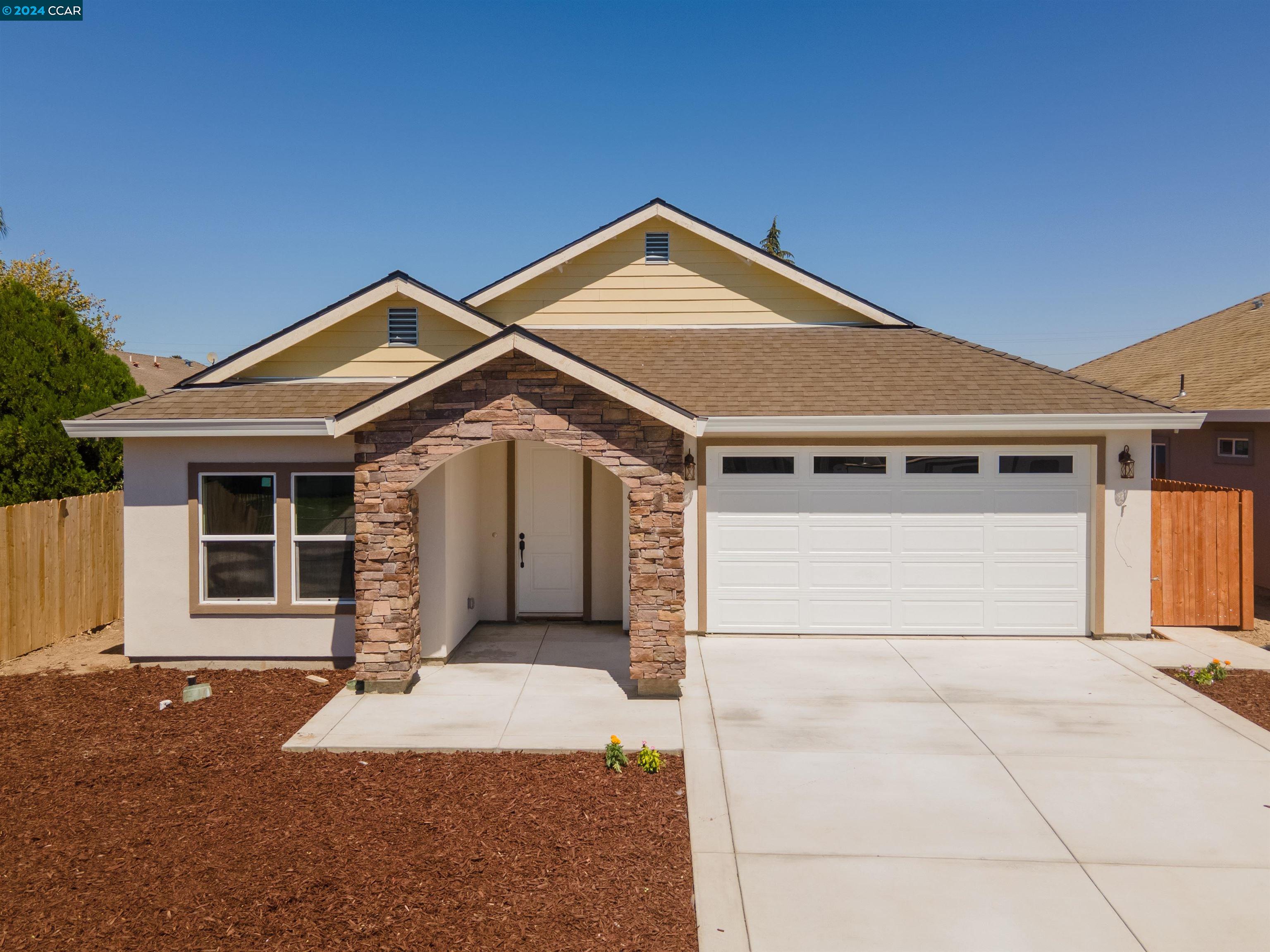 1147 Martinson Dr