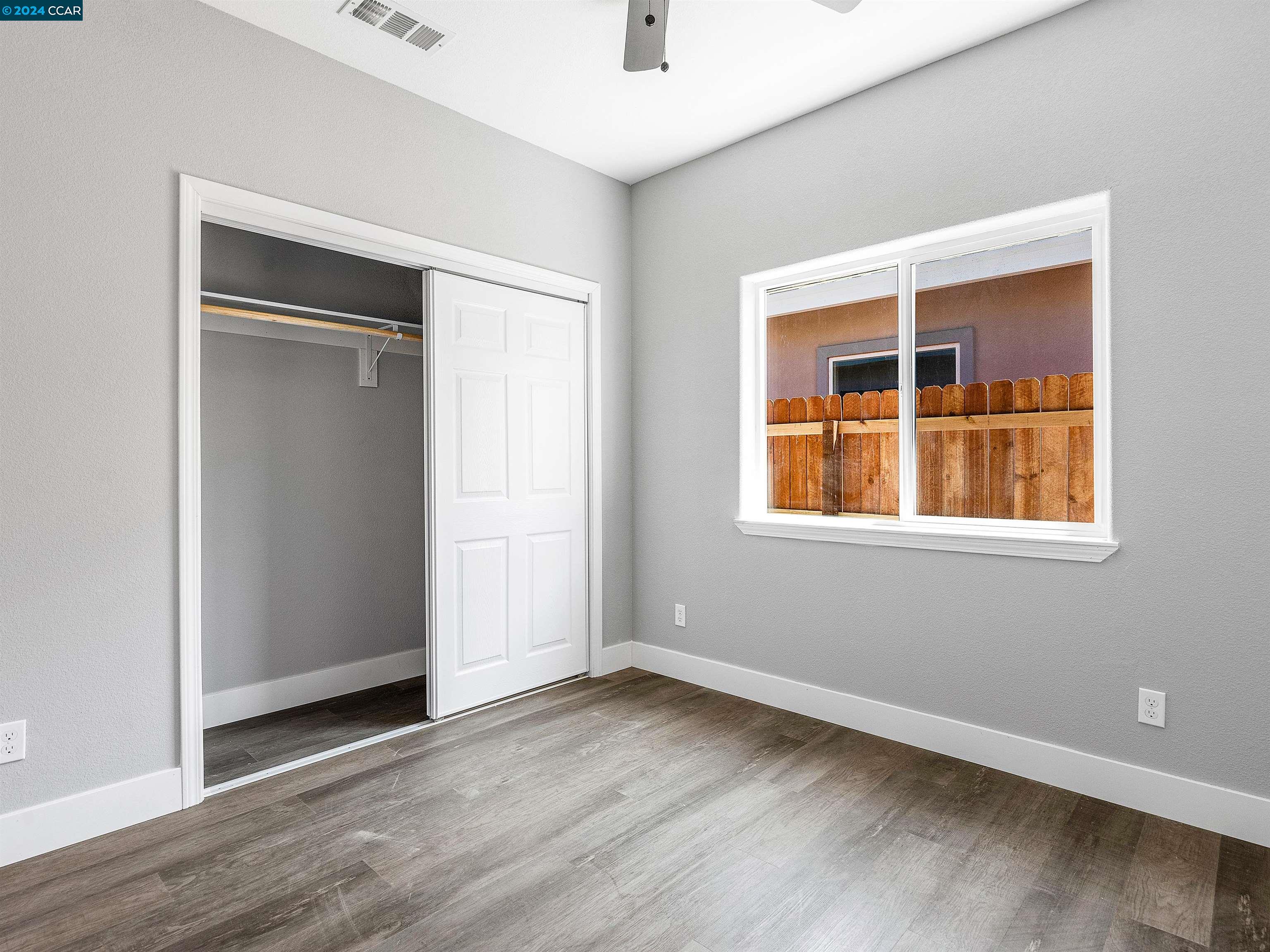 1147 Martinson Dr