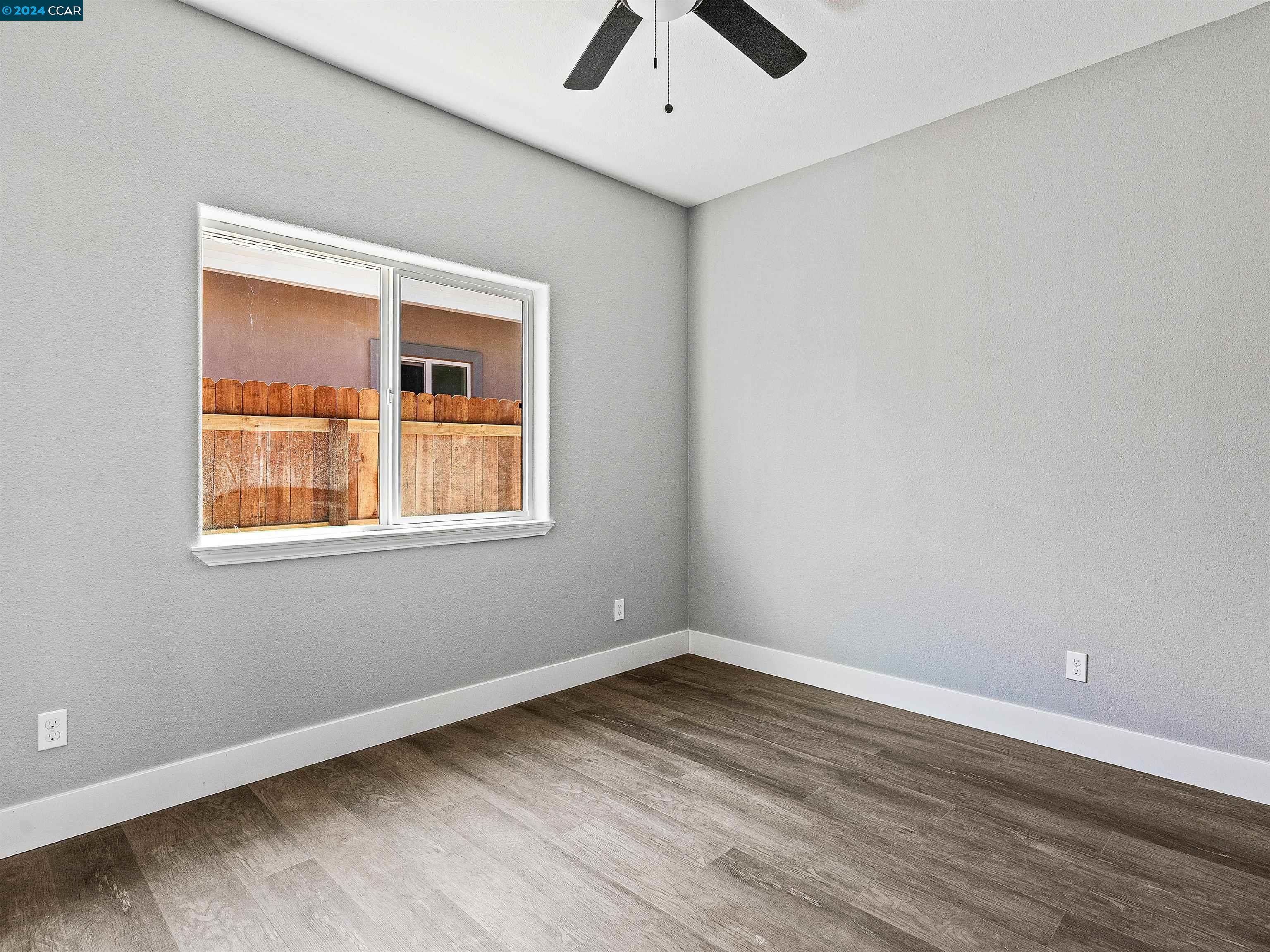 1147 Martinson Dr