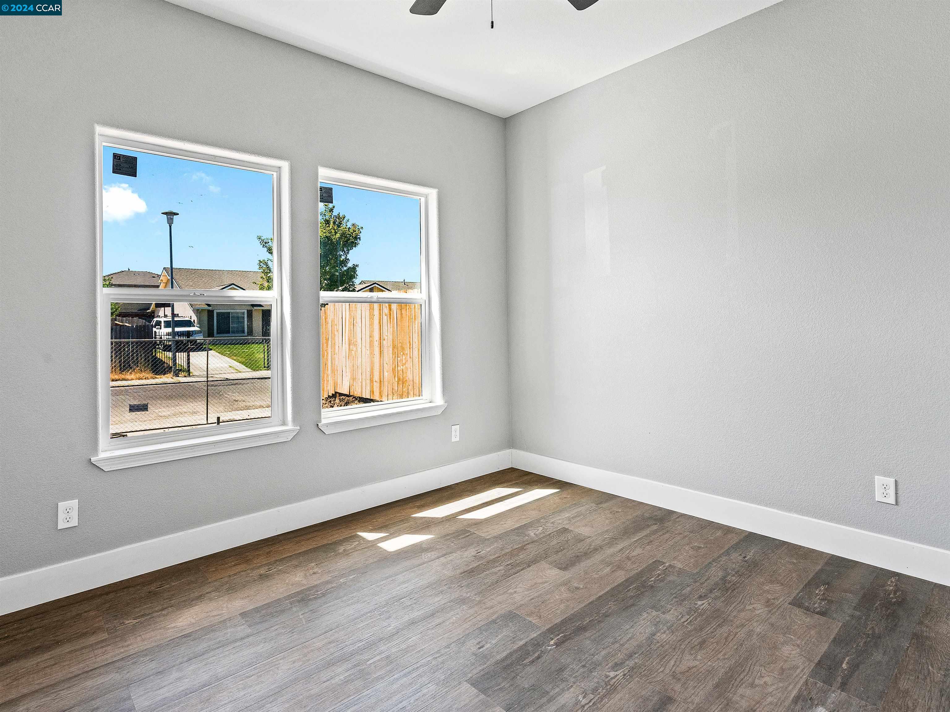 1147 Martinson Dr