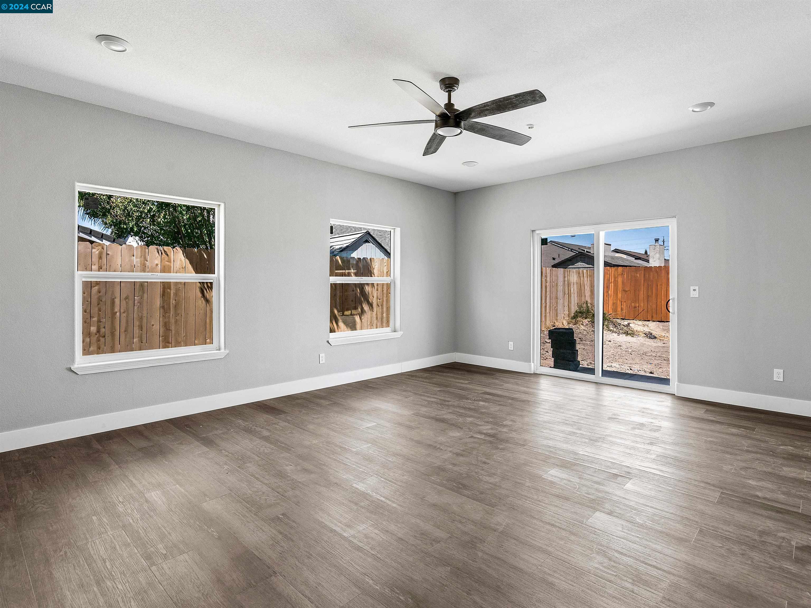1147 Martinson Dr