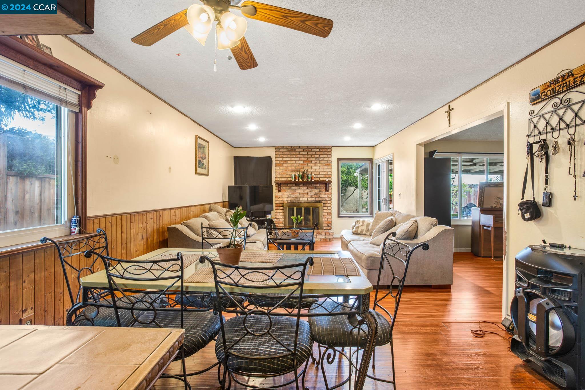 2103 Seagull Ct