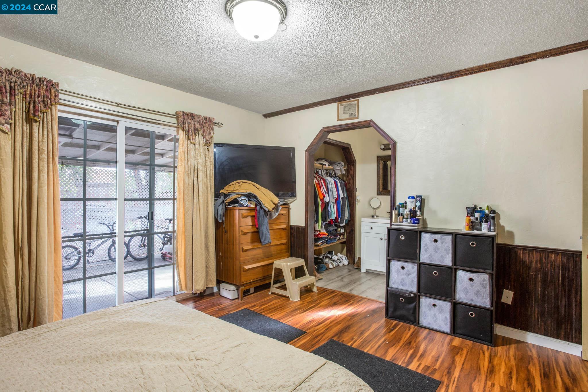 2103 Seagull Ct