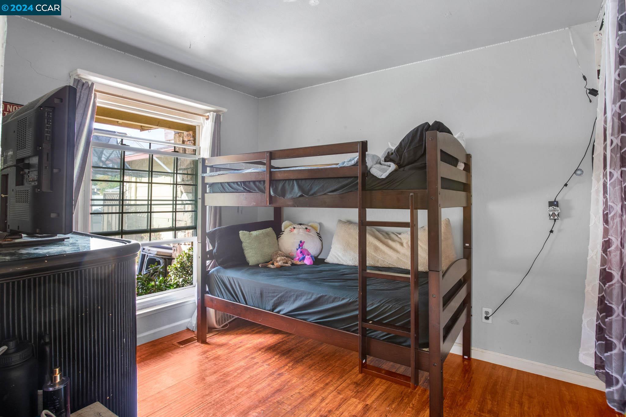 2103 Seagull Ct