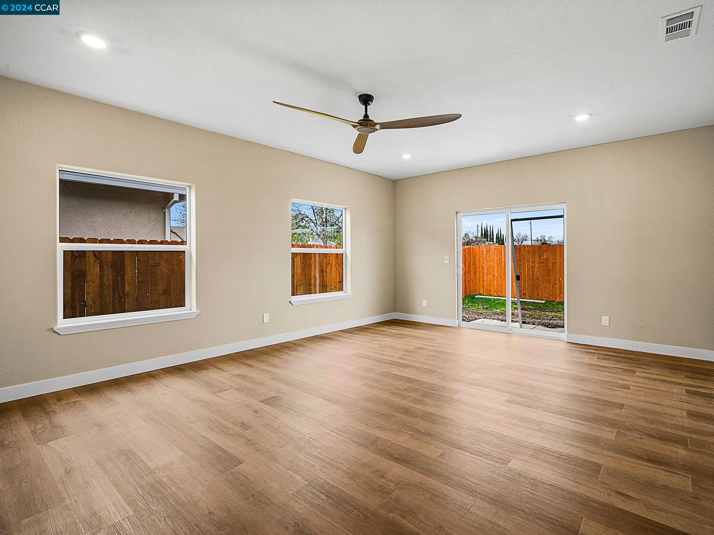 1155 Martinson Dr