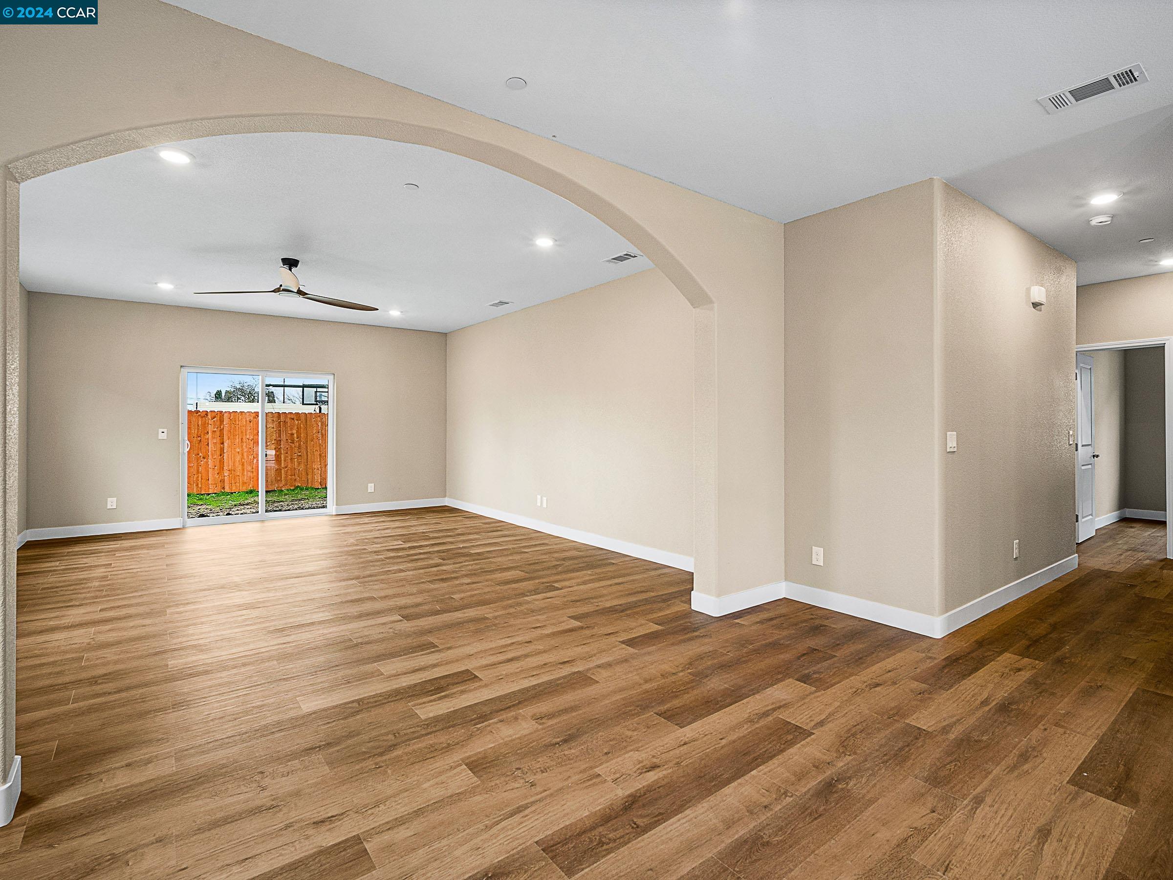1159 Martinson Dr