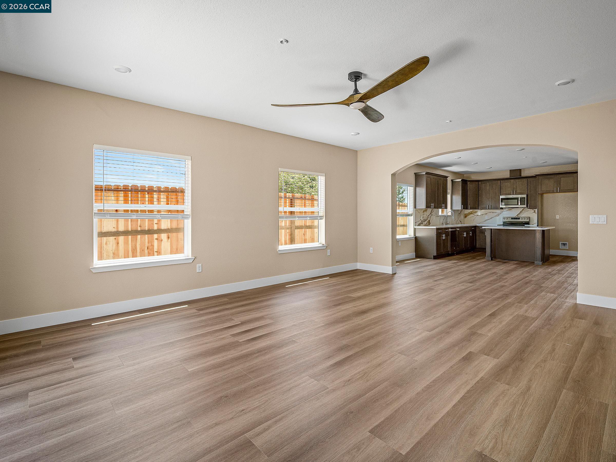 4528 Austin St