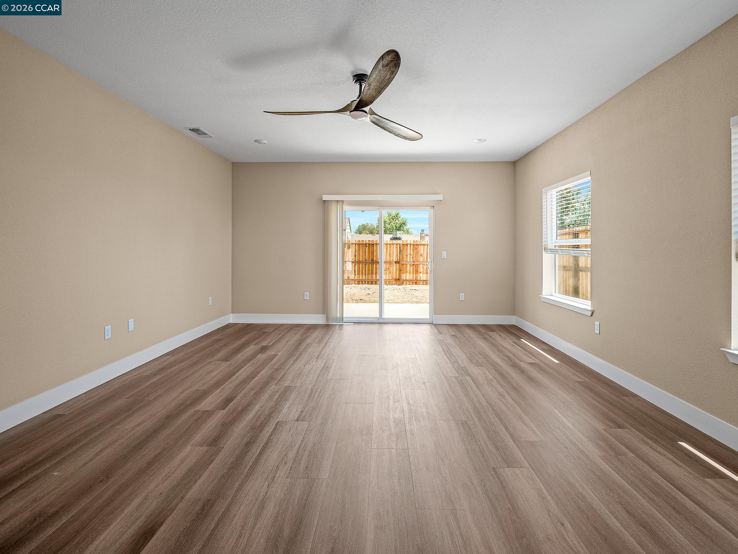 4528 Austin St