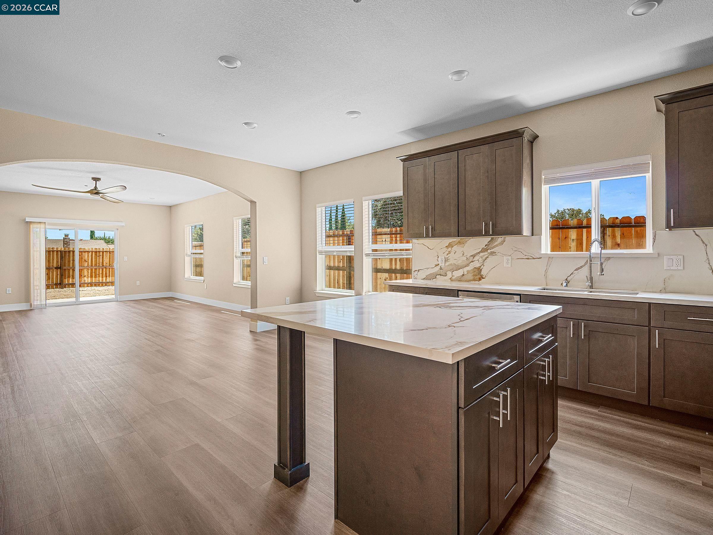 4528 Austin St