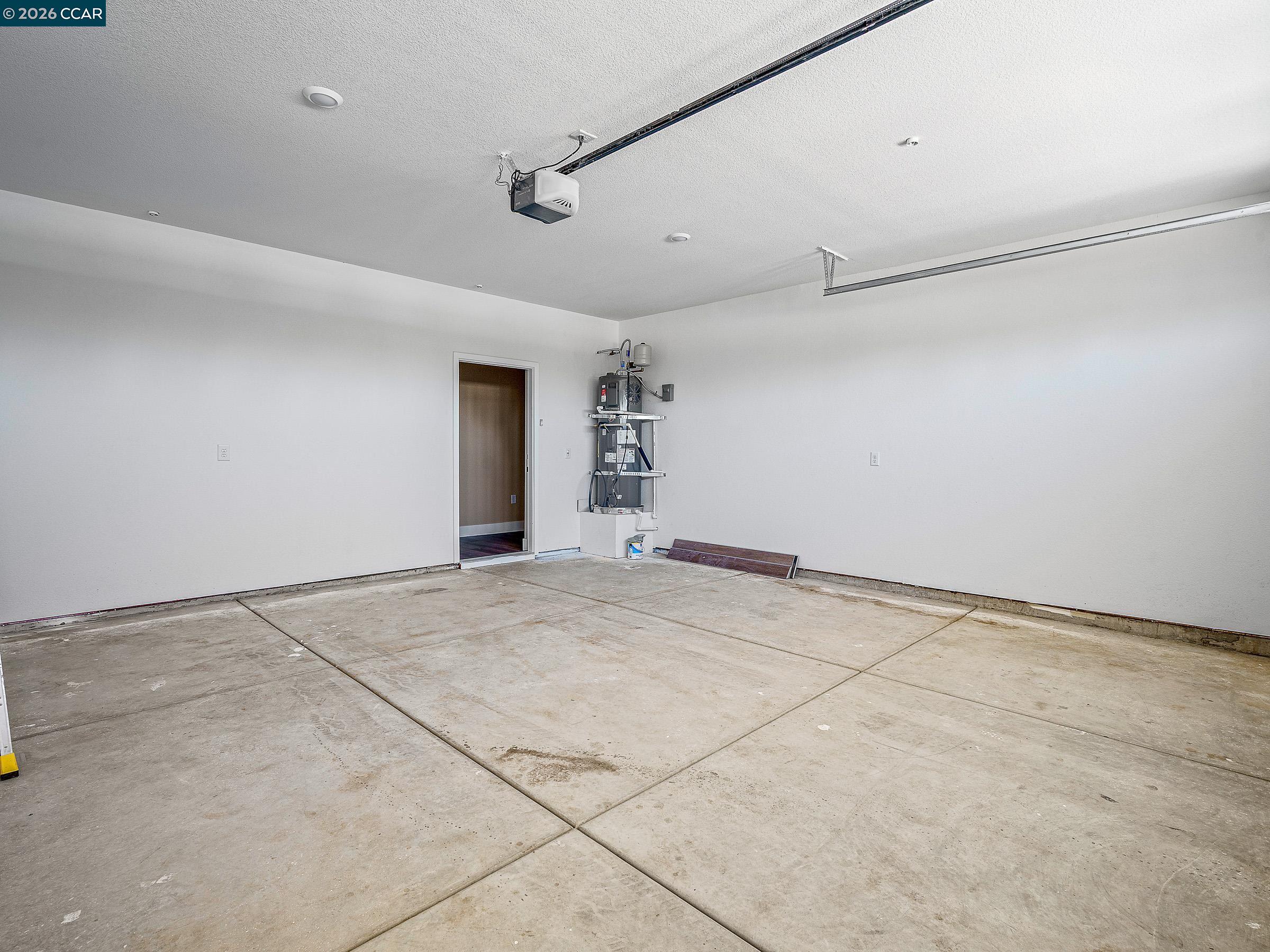 4528 Austin St
