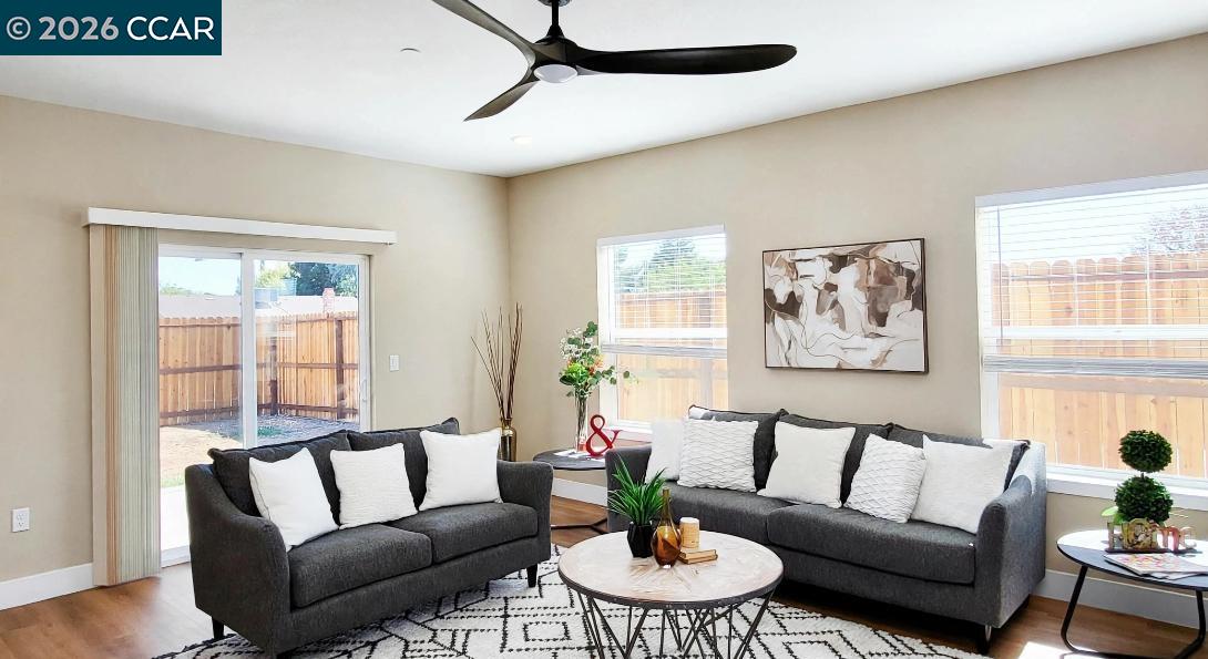 4528 Austin St