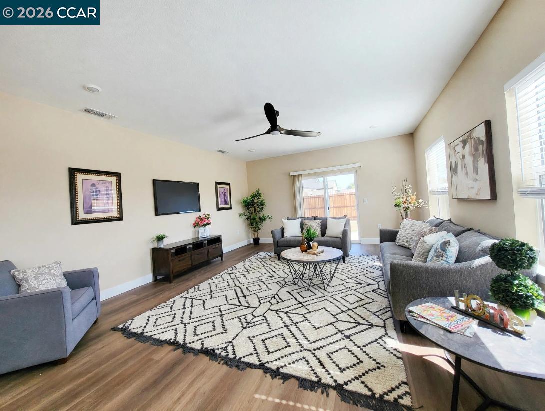 4528 Austin St